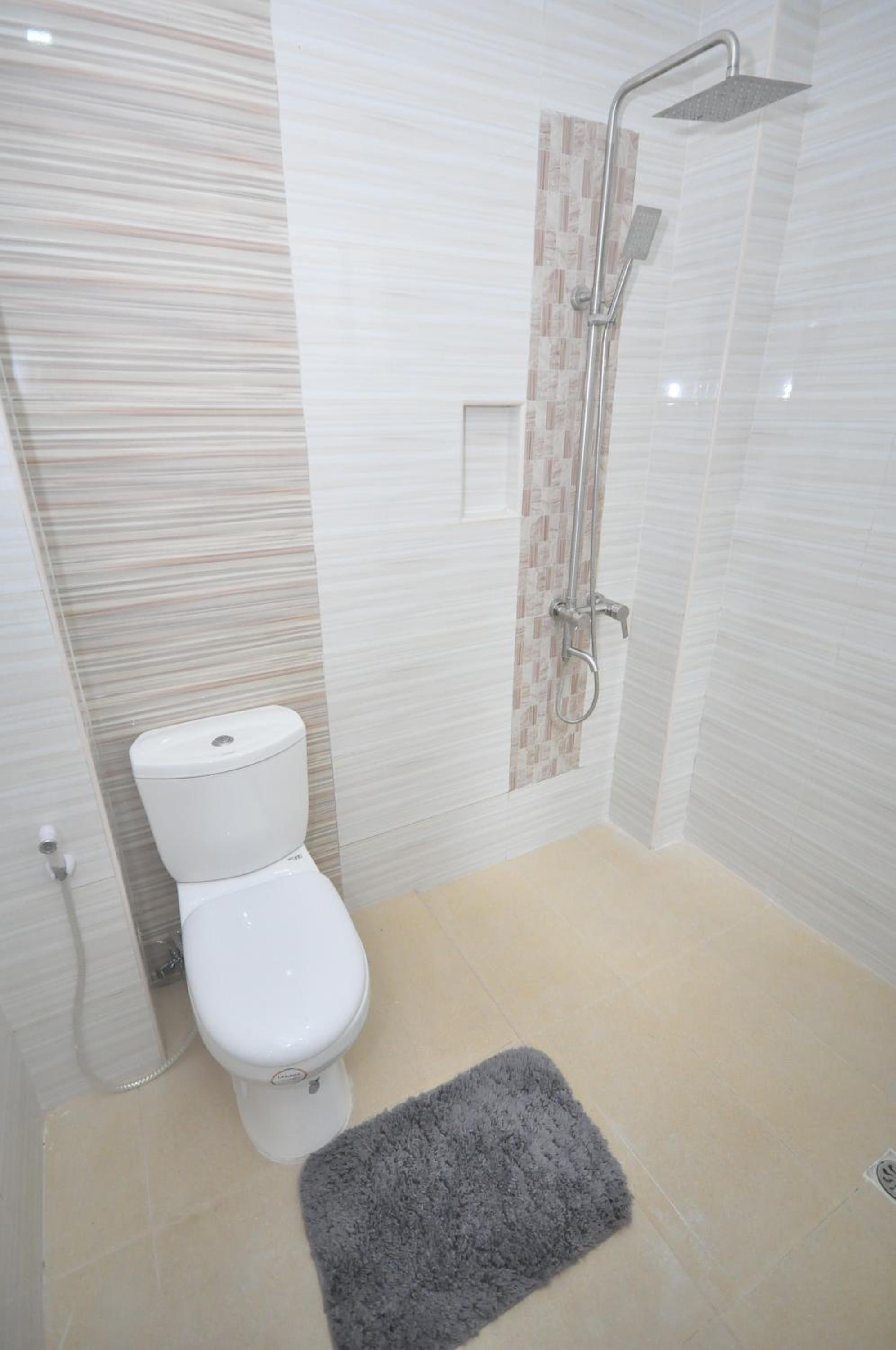RNR Suites
