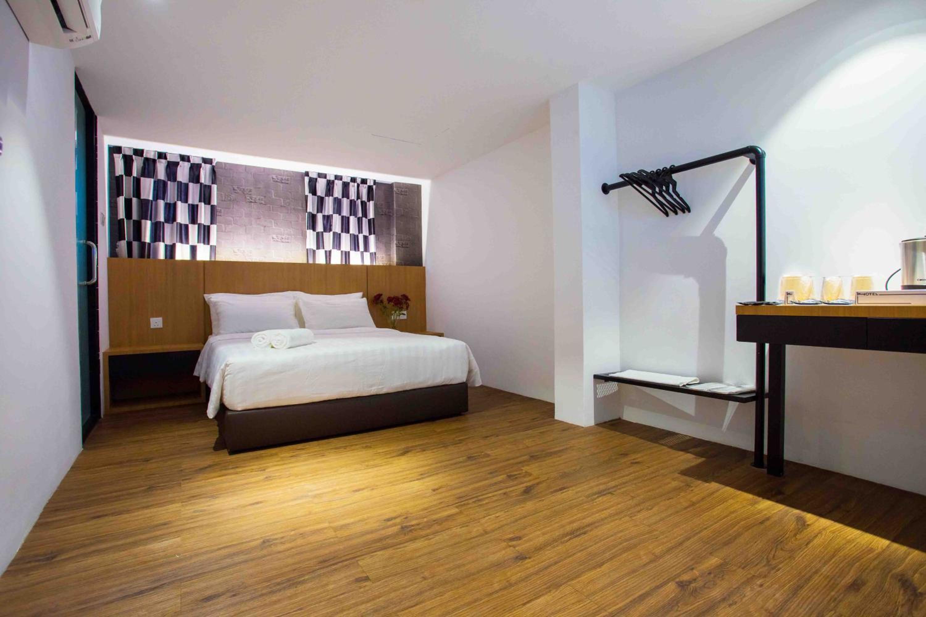 Stella Hotel - Johor Bahru photo 2