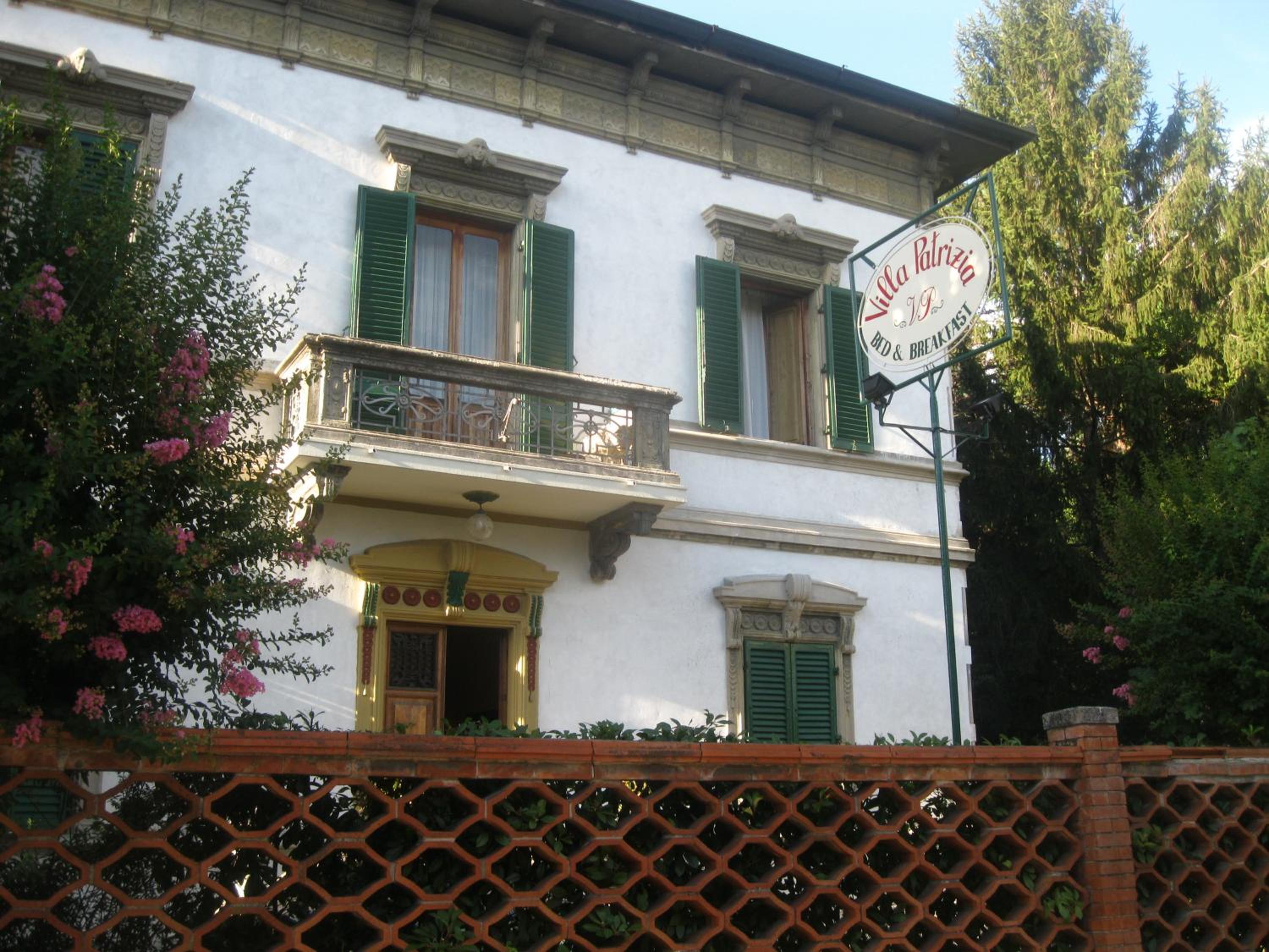 Photo 12