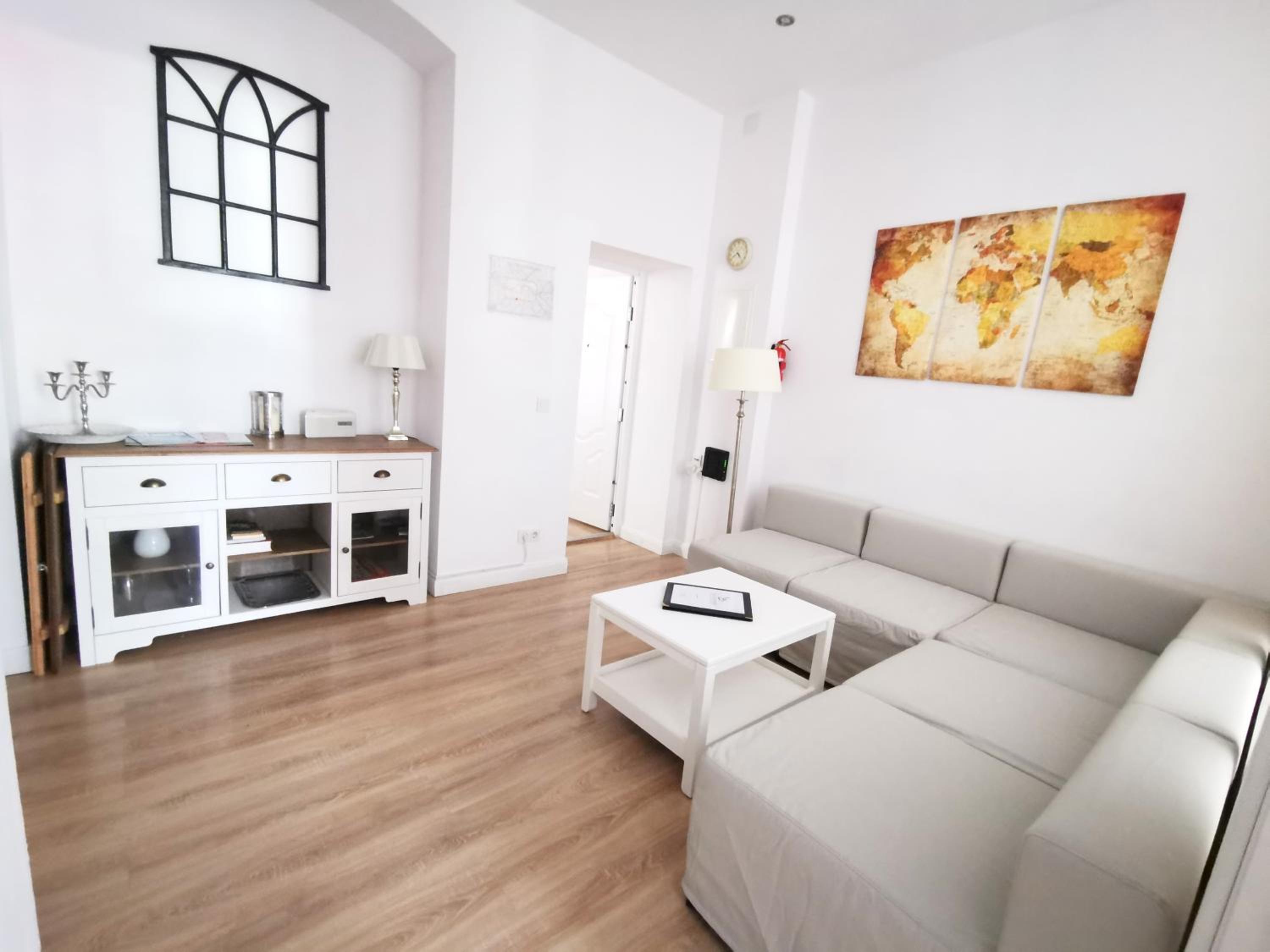 FRITZ by ROCKCHAIR Apartments l SUPERHOST Status l 3 Bedrooms Boxspringbeds 2 Bathrooms 2 Kitchen - Cozy Family & Business Flair welcomes you!