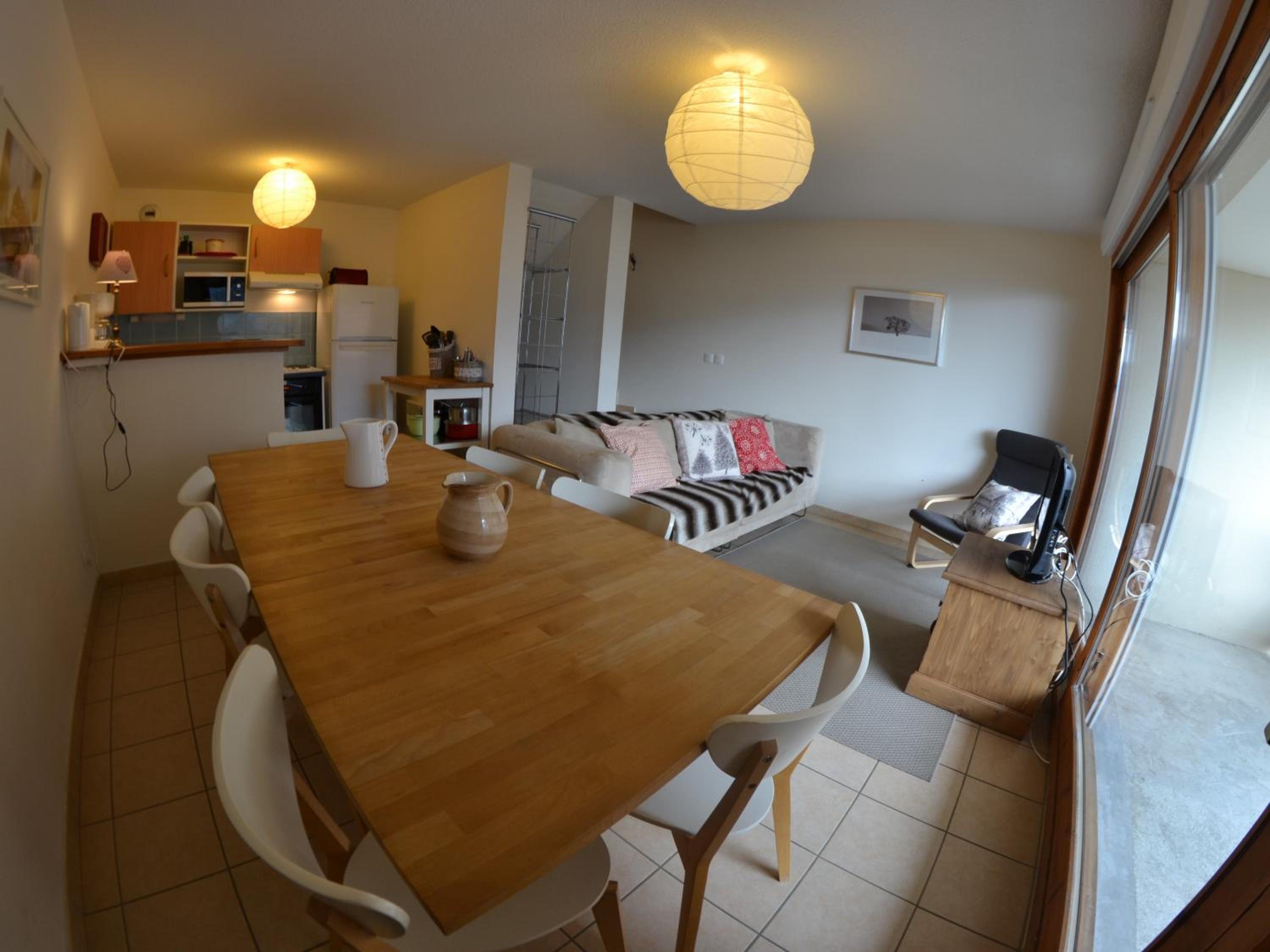 VAUJANYLOCATIONS- Chalet du Verney view 3