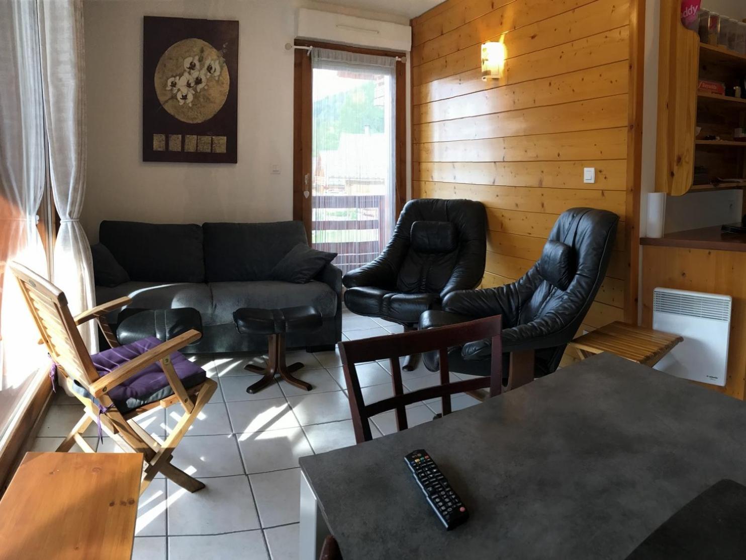 VAUJANYLOCATIONS- Chalet du Verney view 2