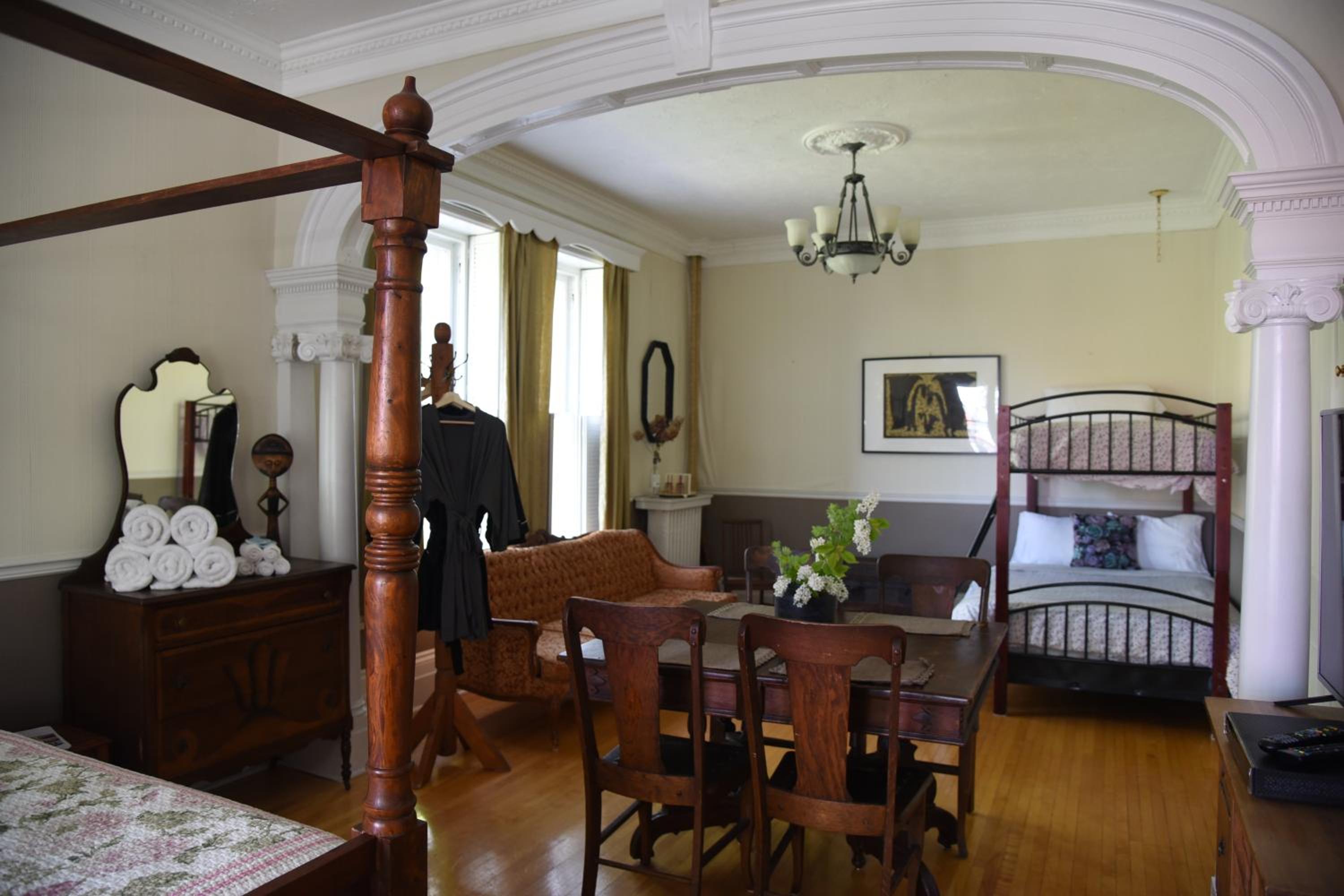 Levis Vacations - Auberge de la Visitation - Property Image 22