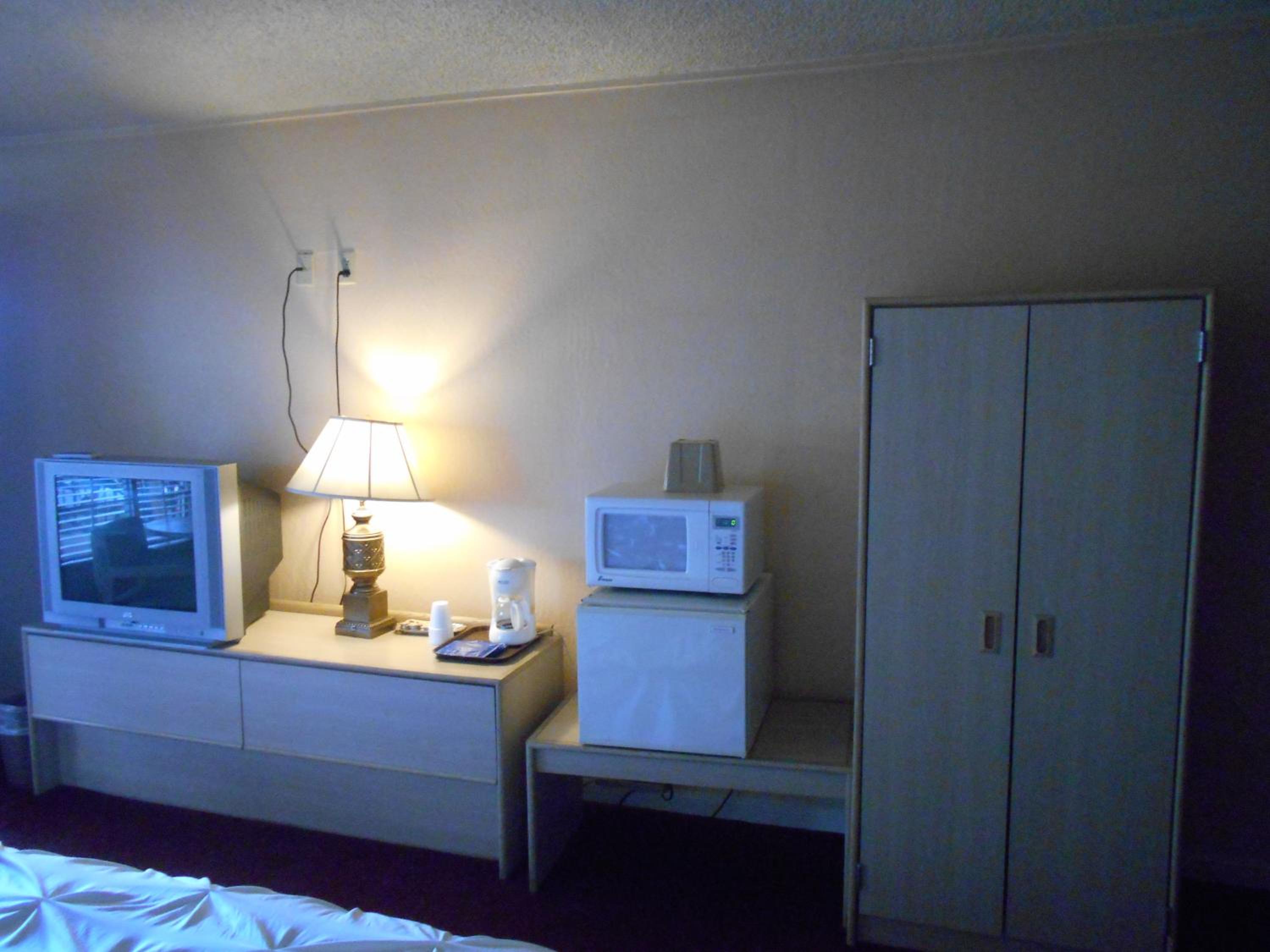 Reno Vacations - Victorian Inn - Property Image 4