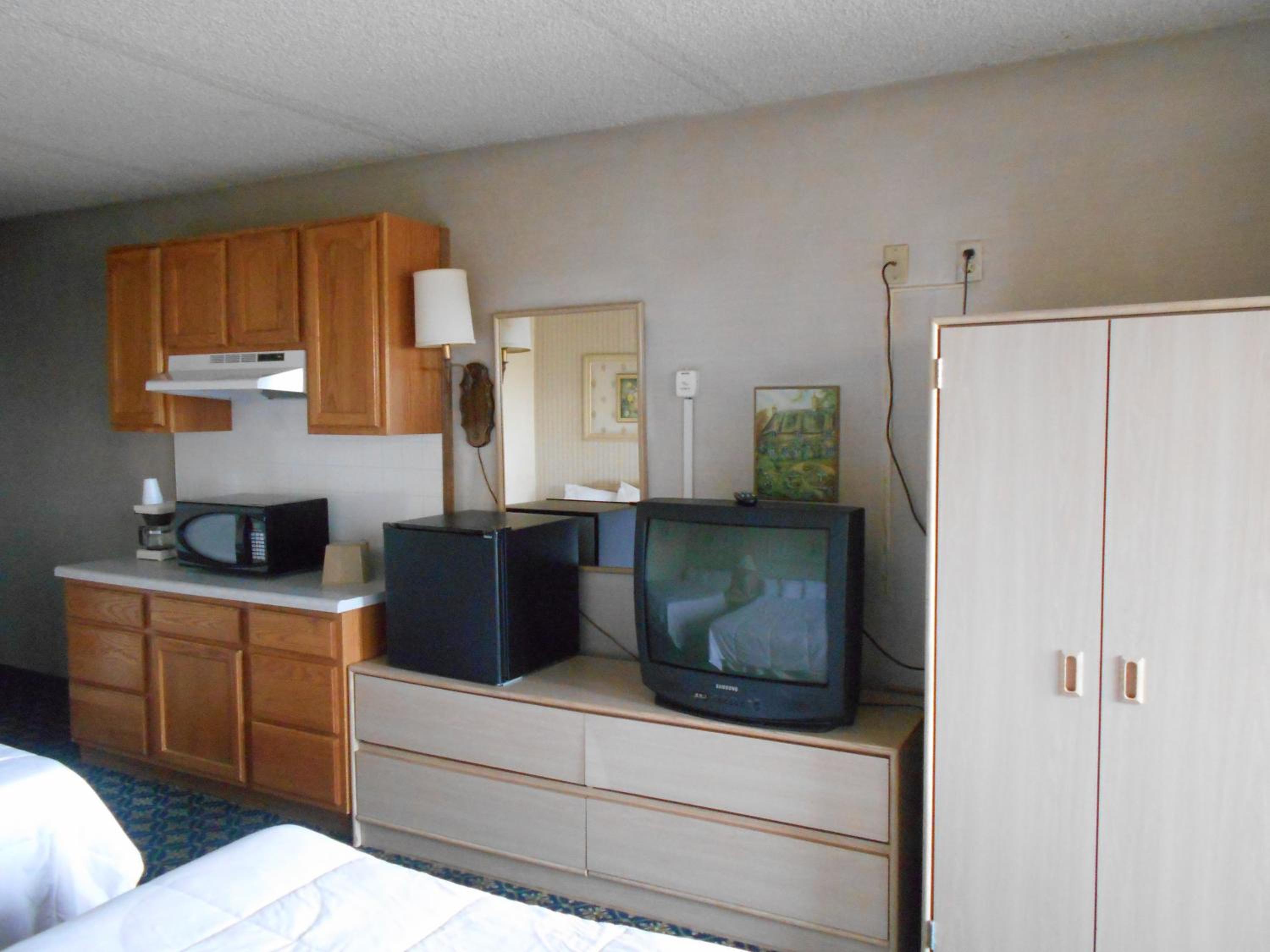 Reno Vacations - Victorian Inn - Property Image 1