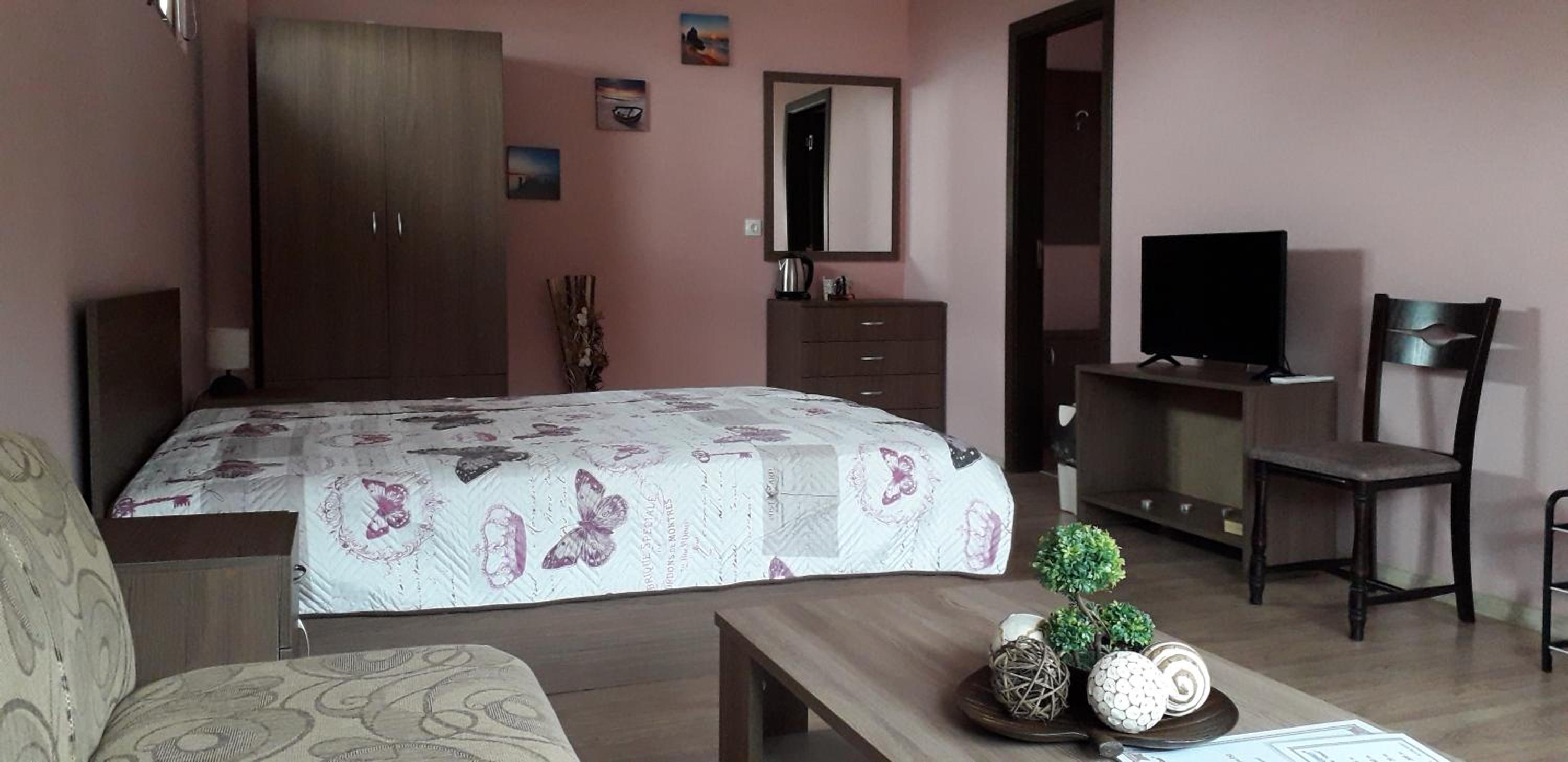 Guest House Ideal