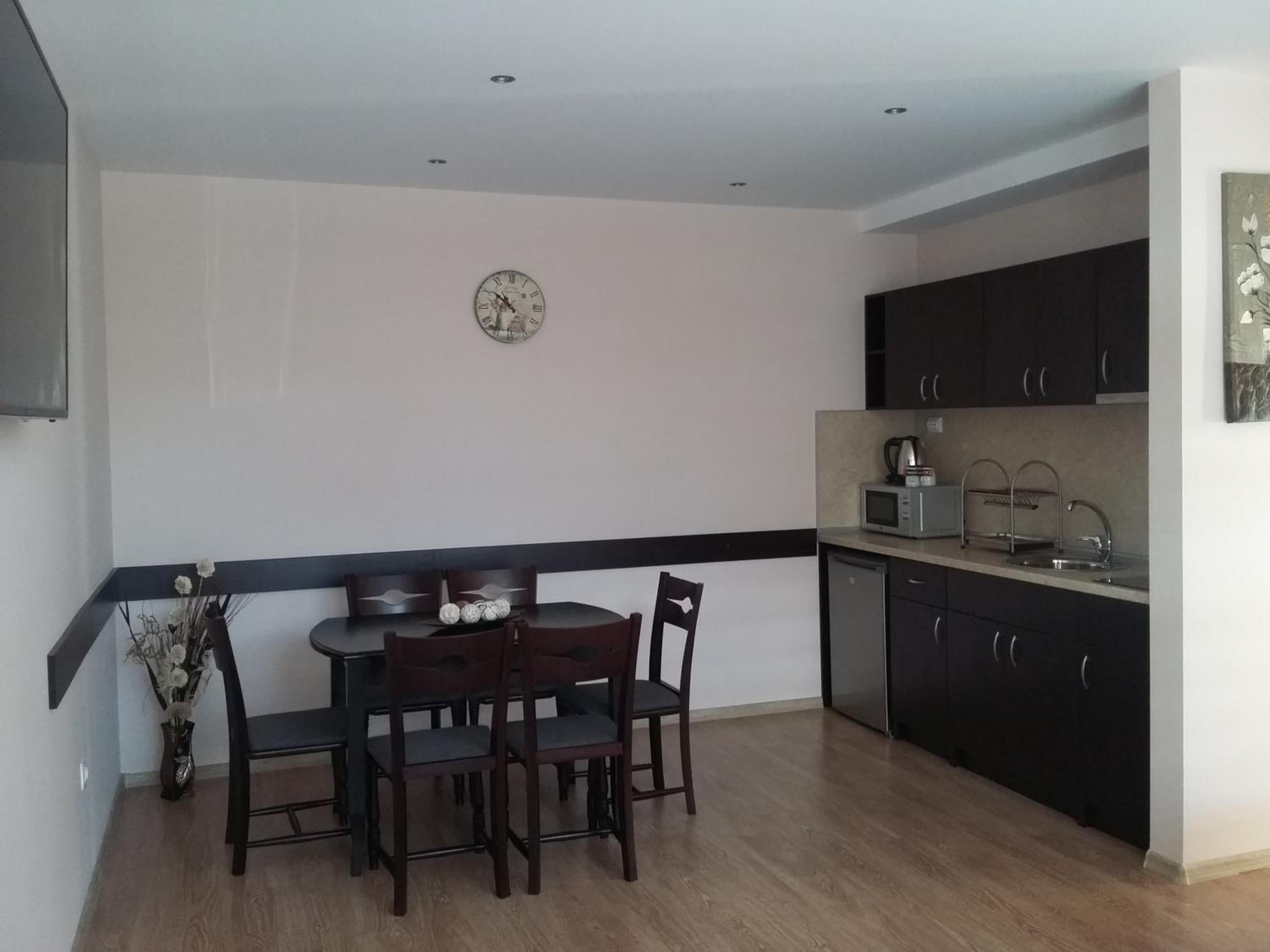Guest House Ideal