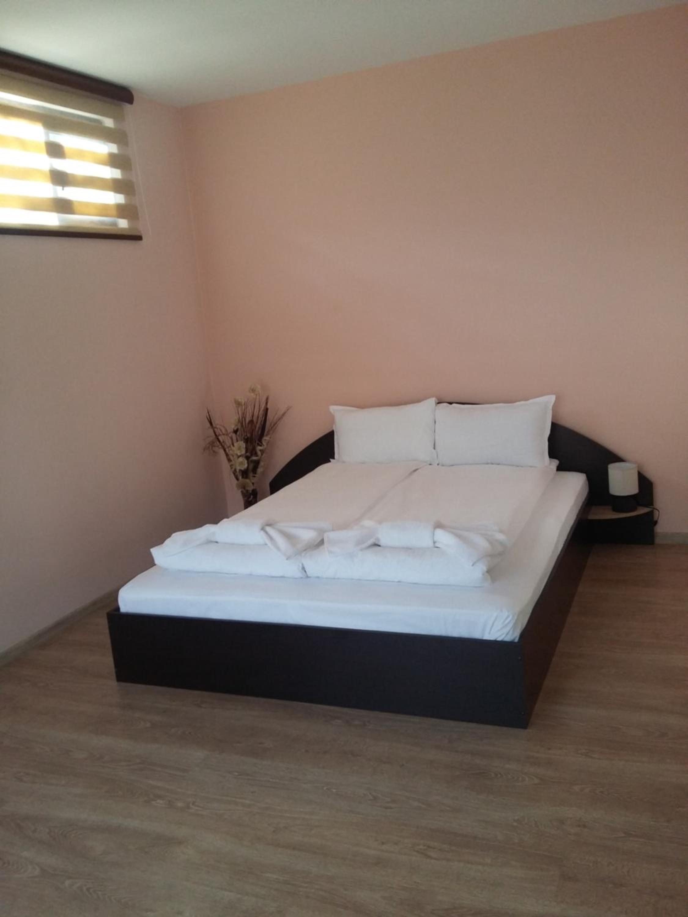Guest House Ideal