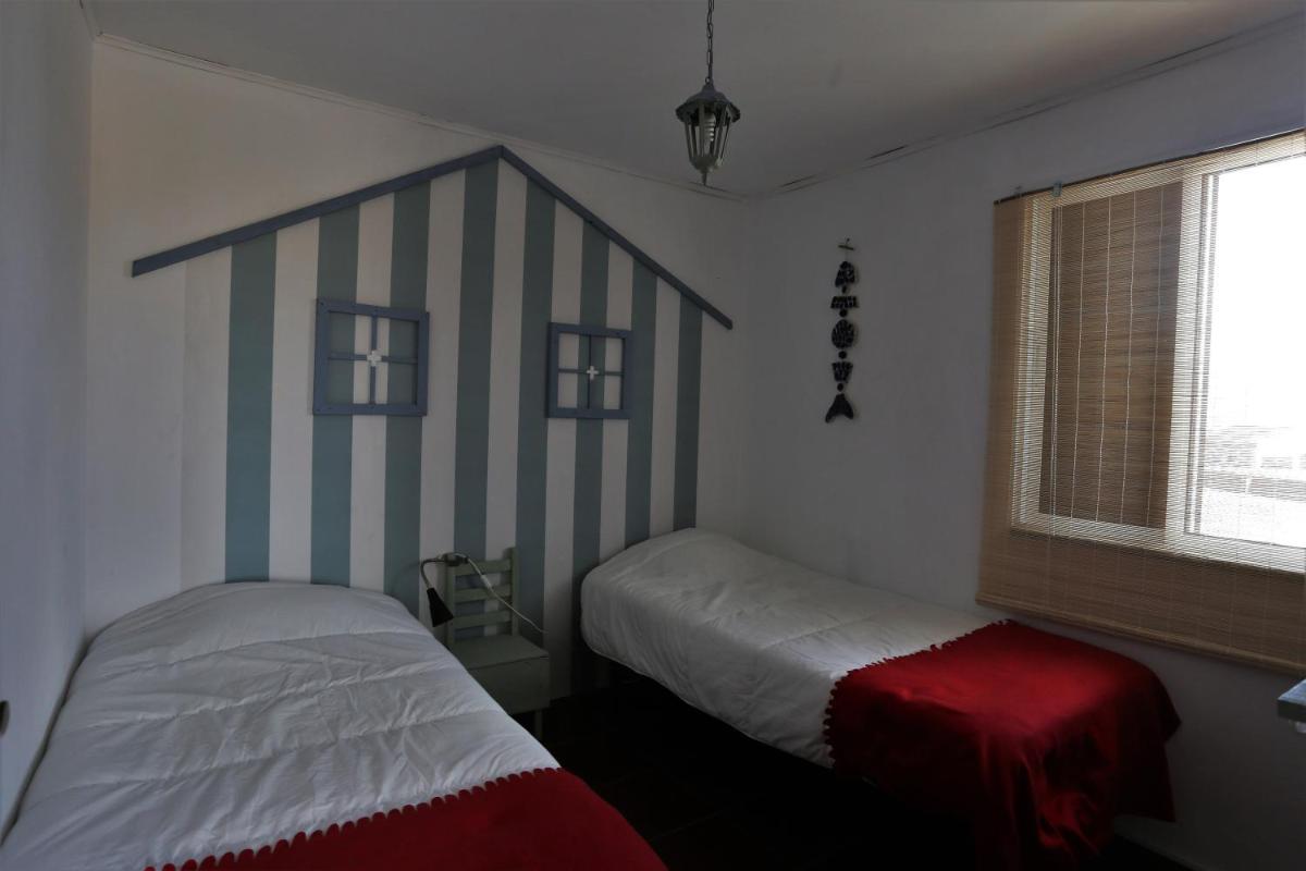 Ria de Aveiro White House view 5