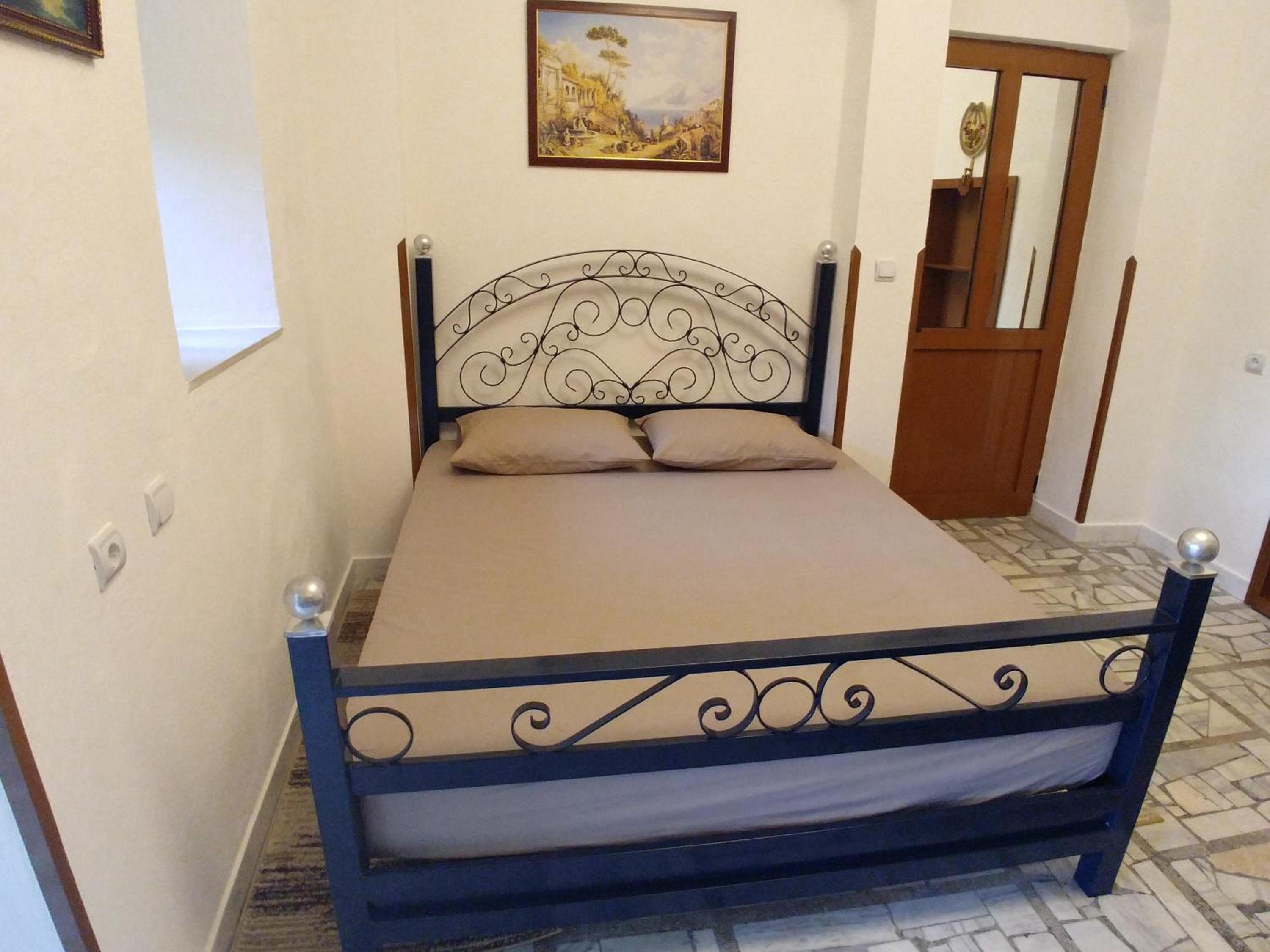 Guest House Urat
