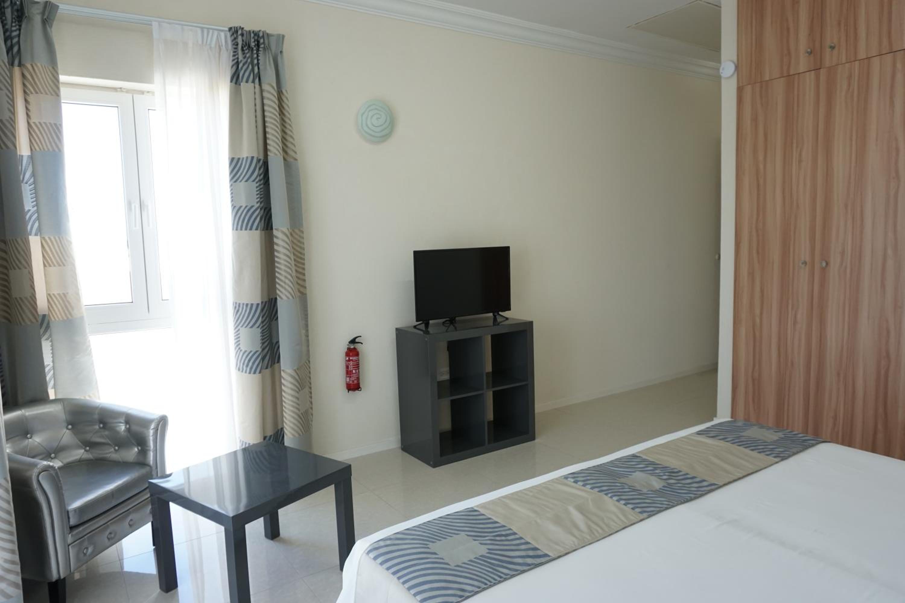Apartment with double bed and private outdoor kitchen Higher Heights, Barbados