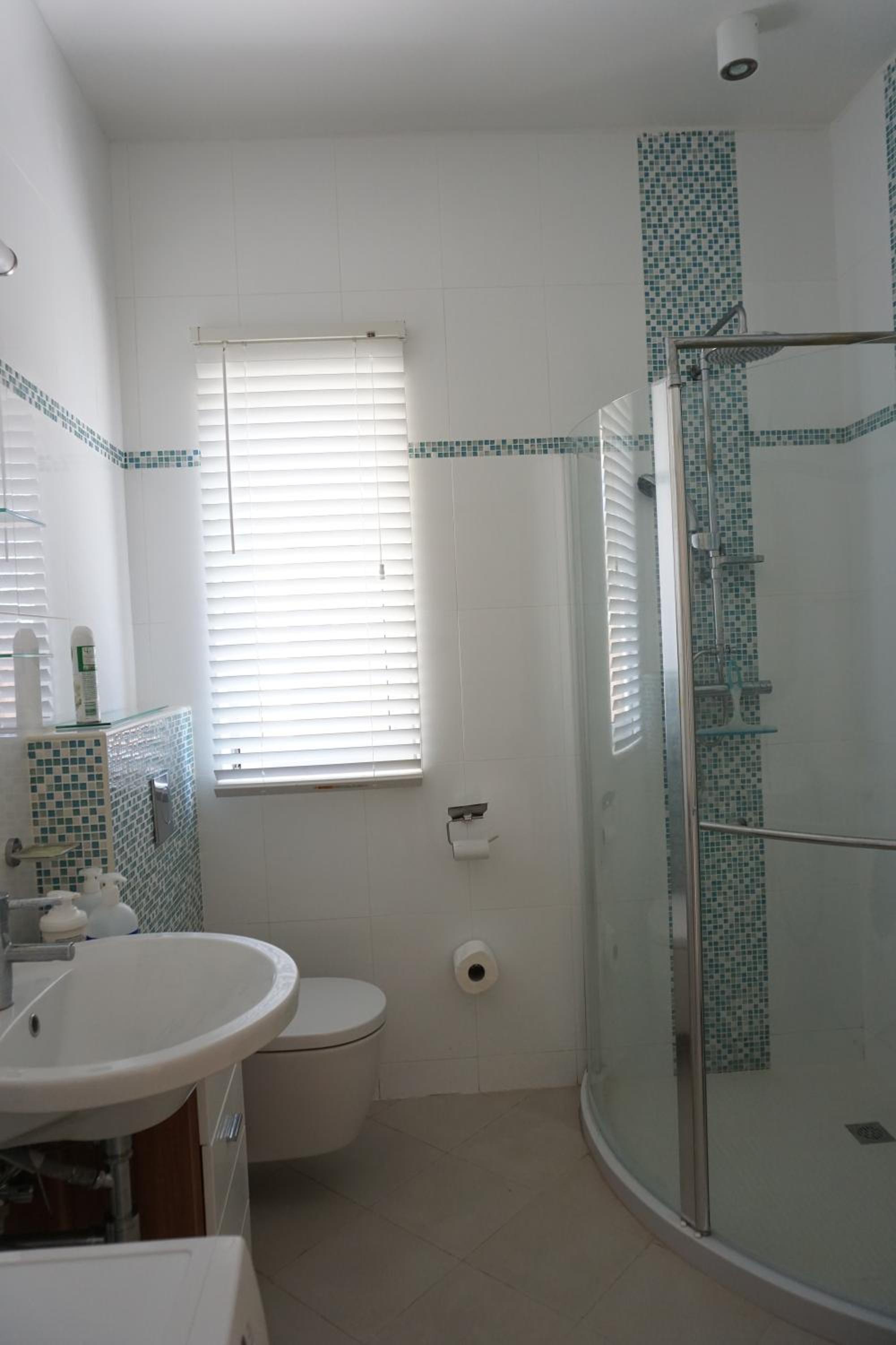 Apartment with double bed and private outdoor kitchen Higher Heights, Barbados