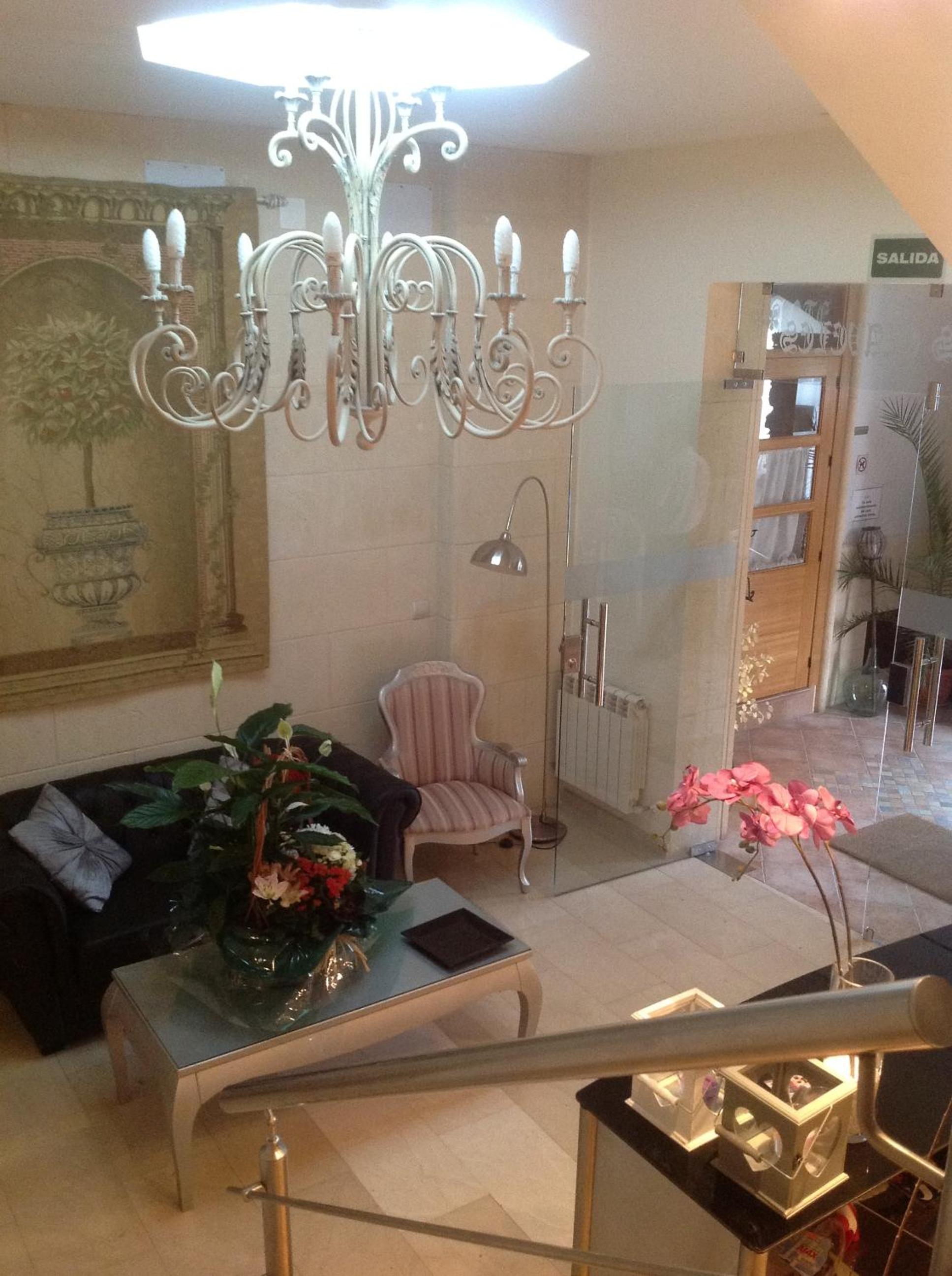 Hostal Los Claveles view 5