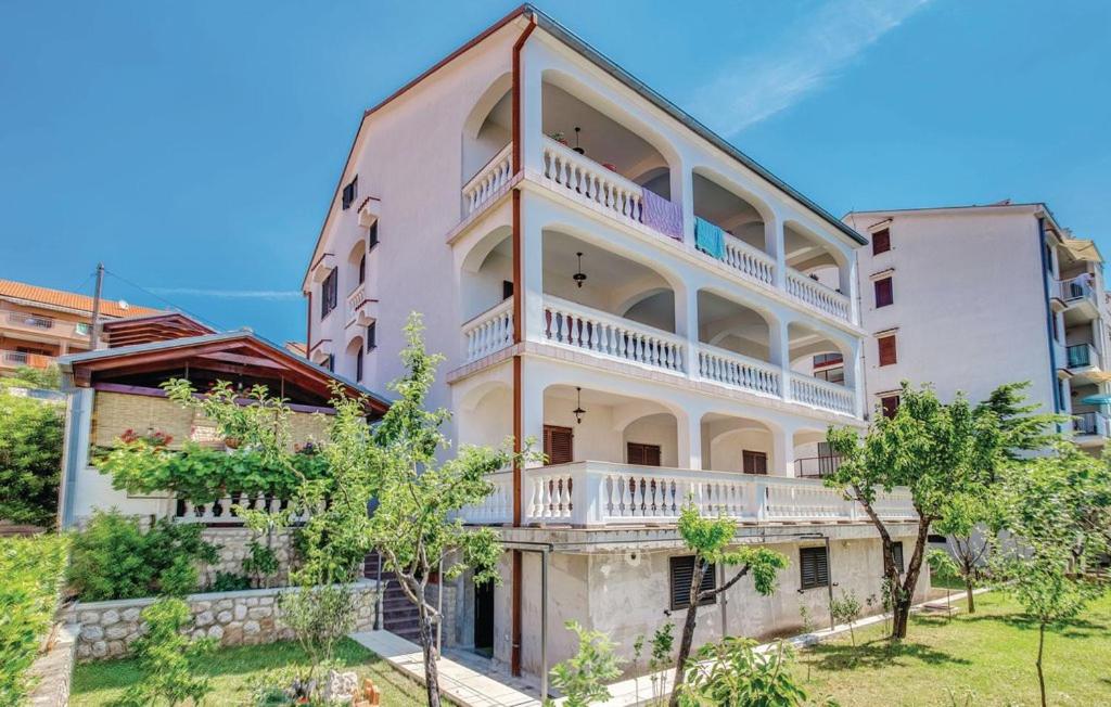 Apartments SKULIN view 2