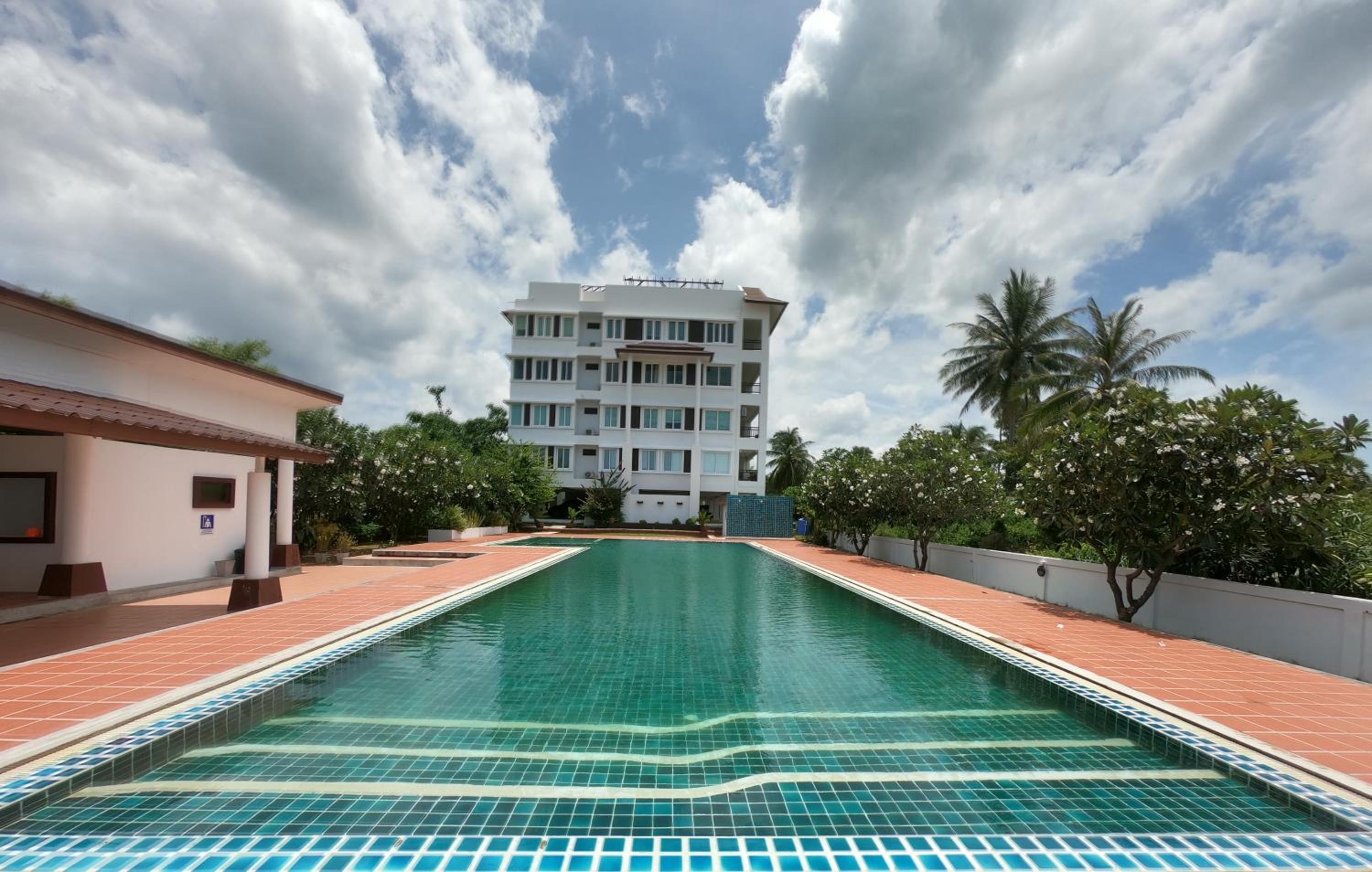 Khanom Sea Breeze apartment view 3