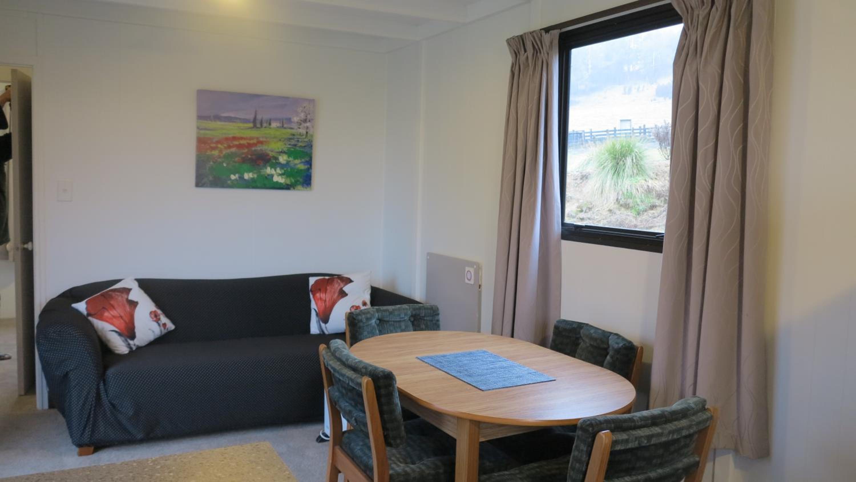 Tophouse Mountainview Cottages
