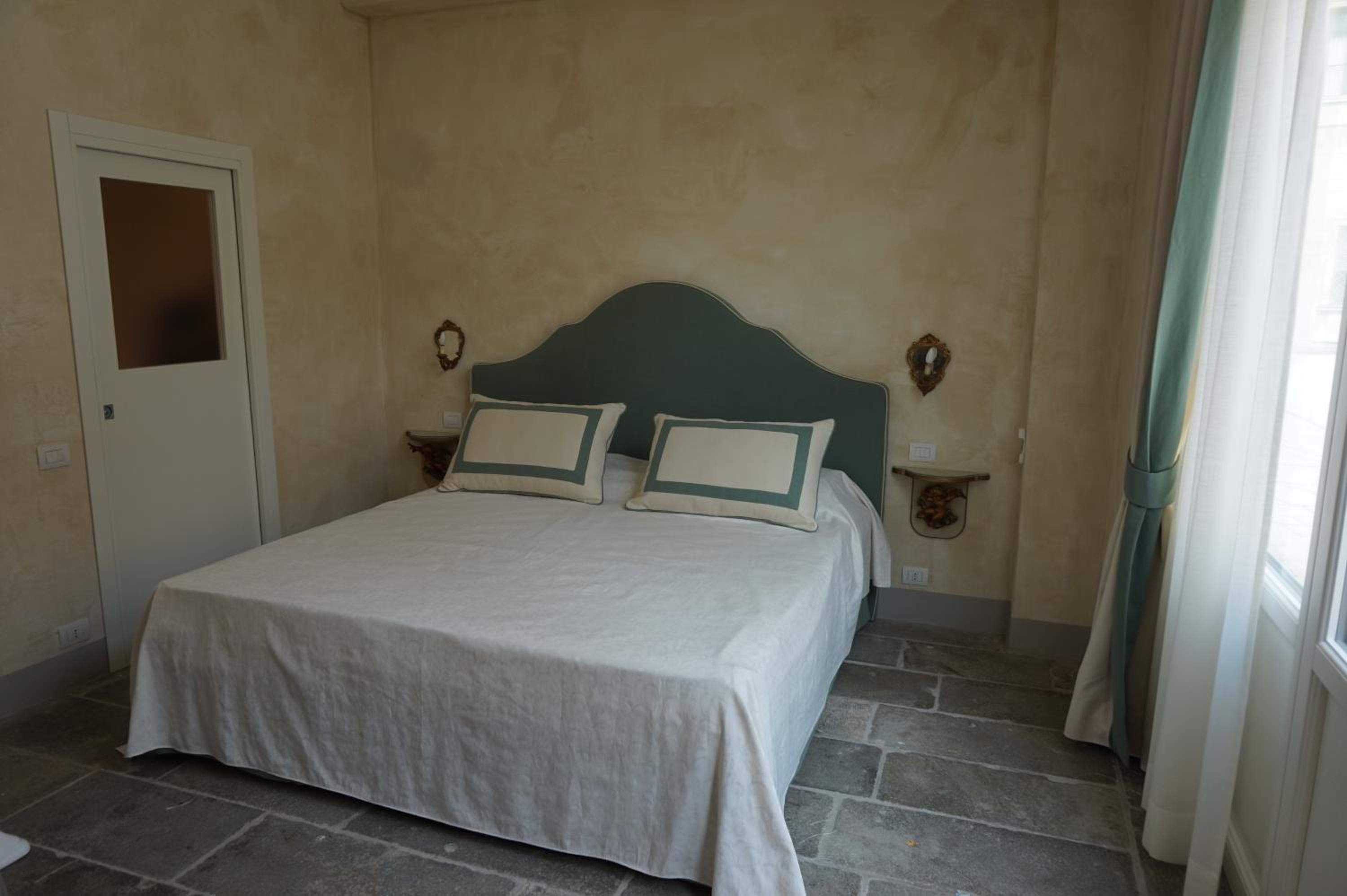 Palazzo Mantua Benavides Suites & Apartments