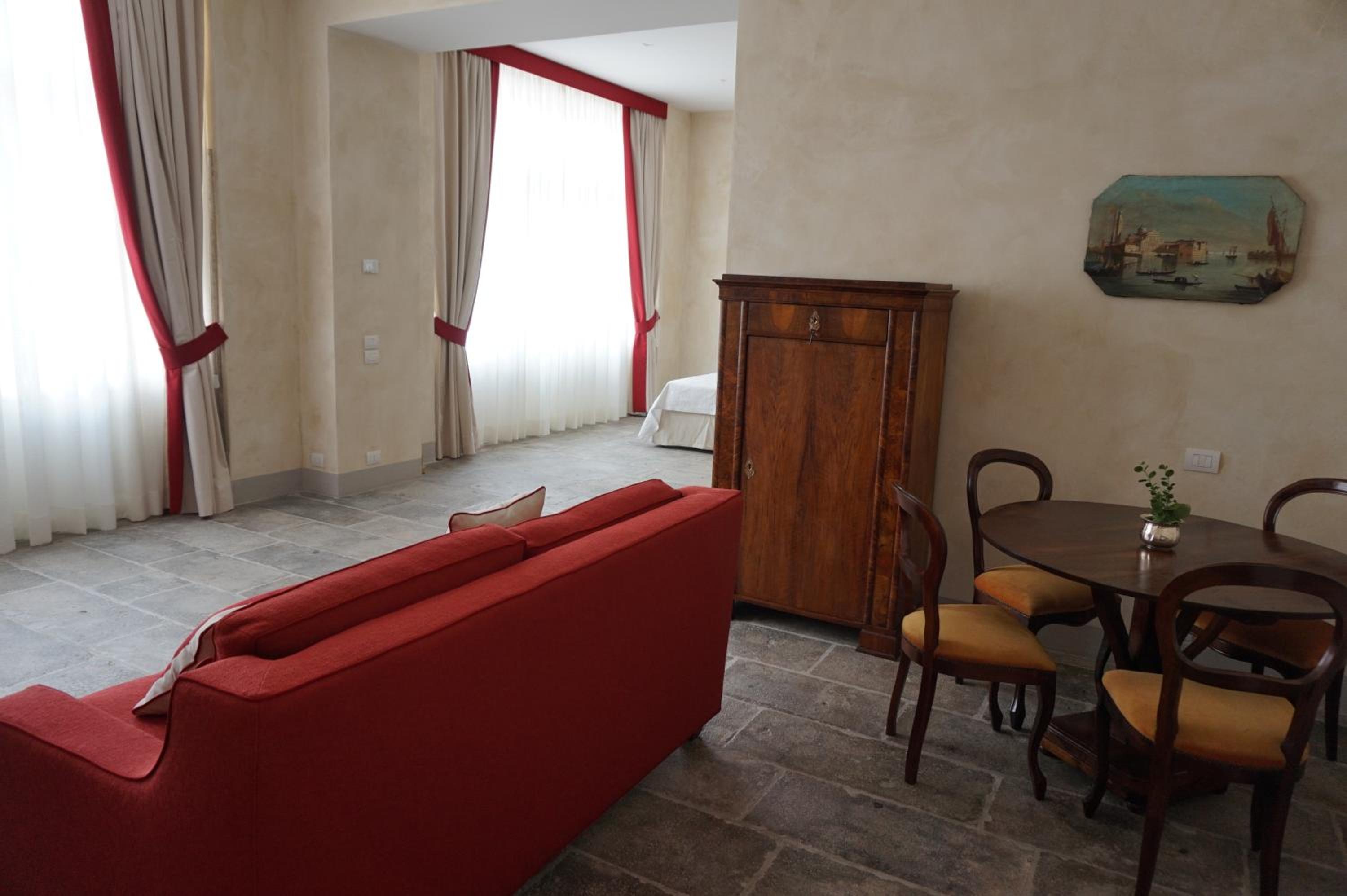 Palazzo Mantua Benavides Suites & Apartments