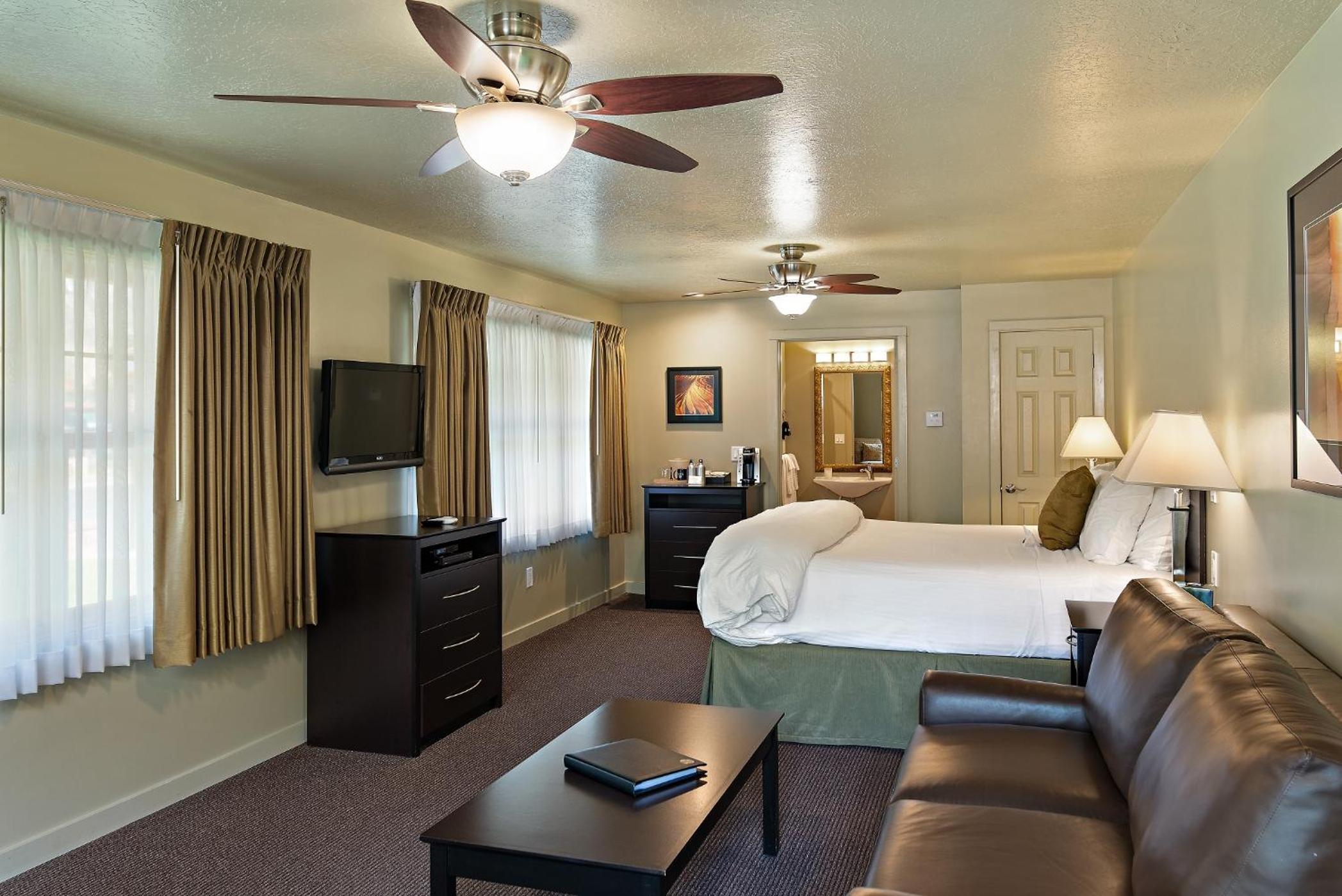 Flanigan`s Resort and Spa