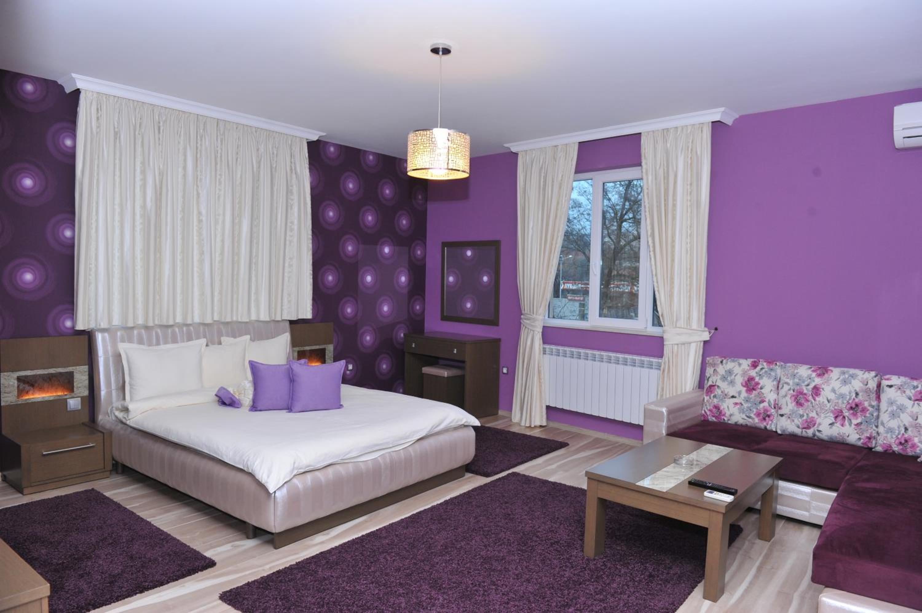 Hotel Eros Motel - Image 1