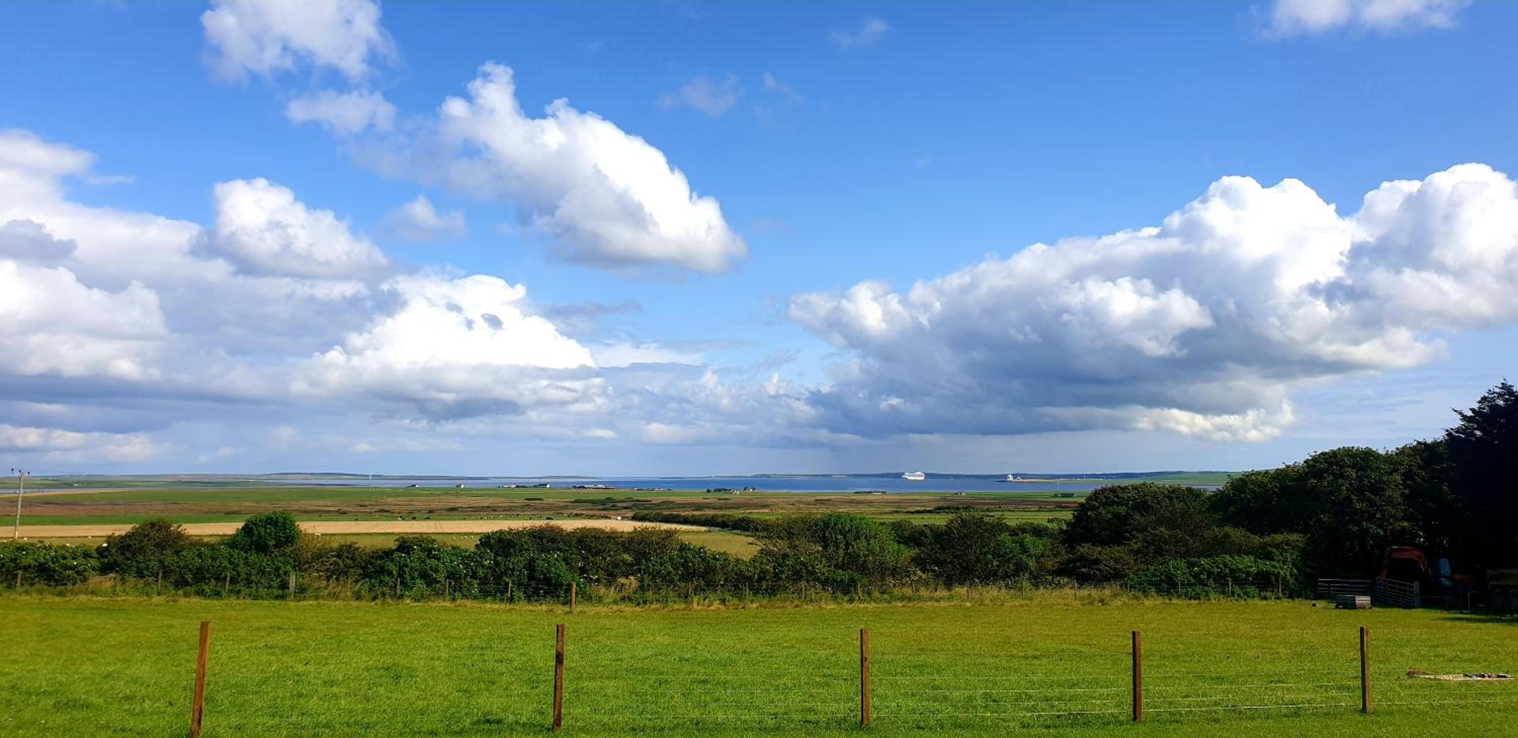 Lilly's Lodges Orkney Butterfly Lodge view 3