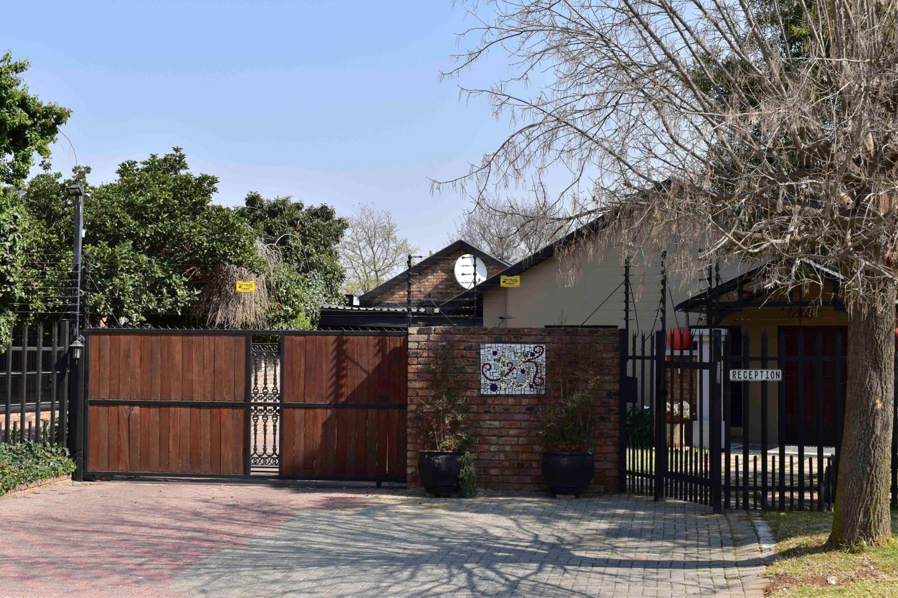 13 Hobson view 3