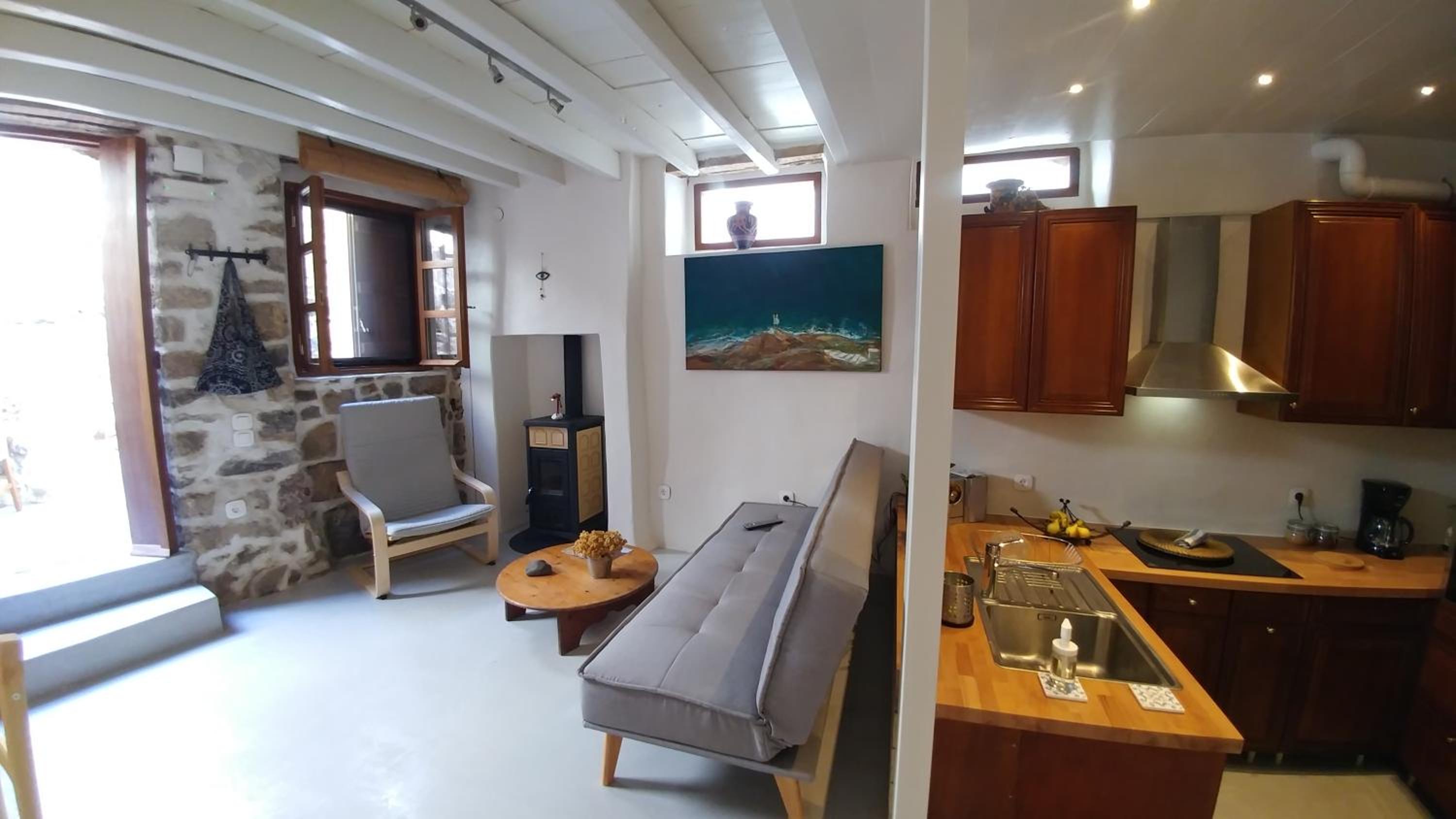 Amaranti House n Art view 4