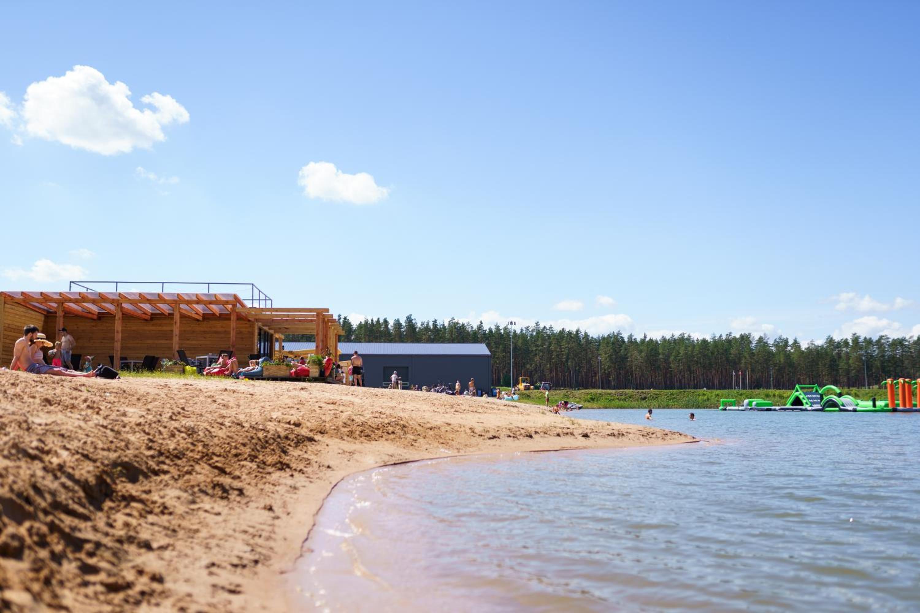 Raceway Baltic cabins