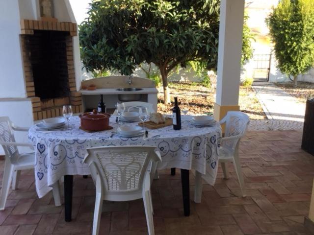 Guest House Alfarrobeiras view 5