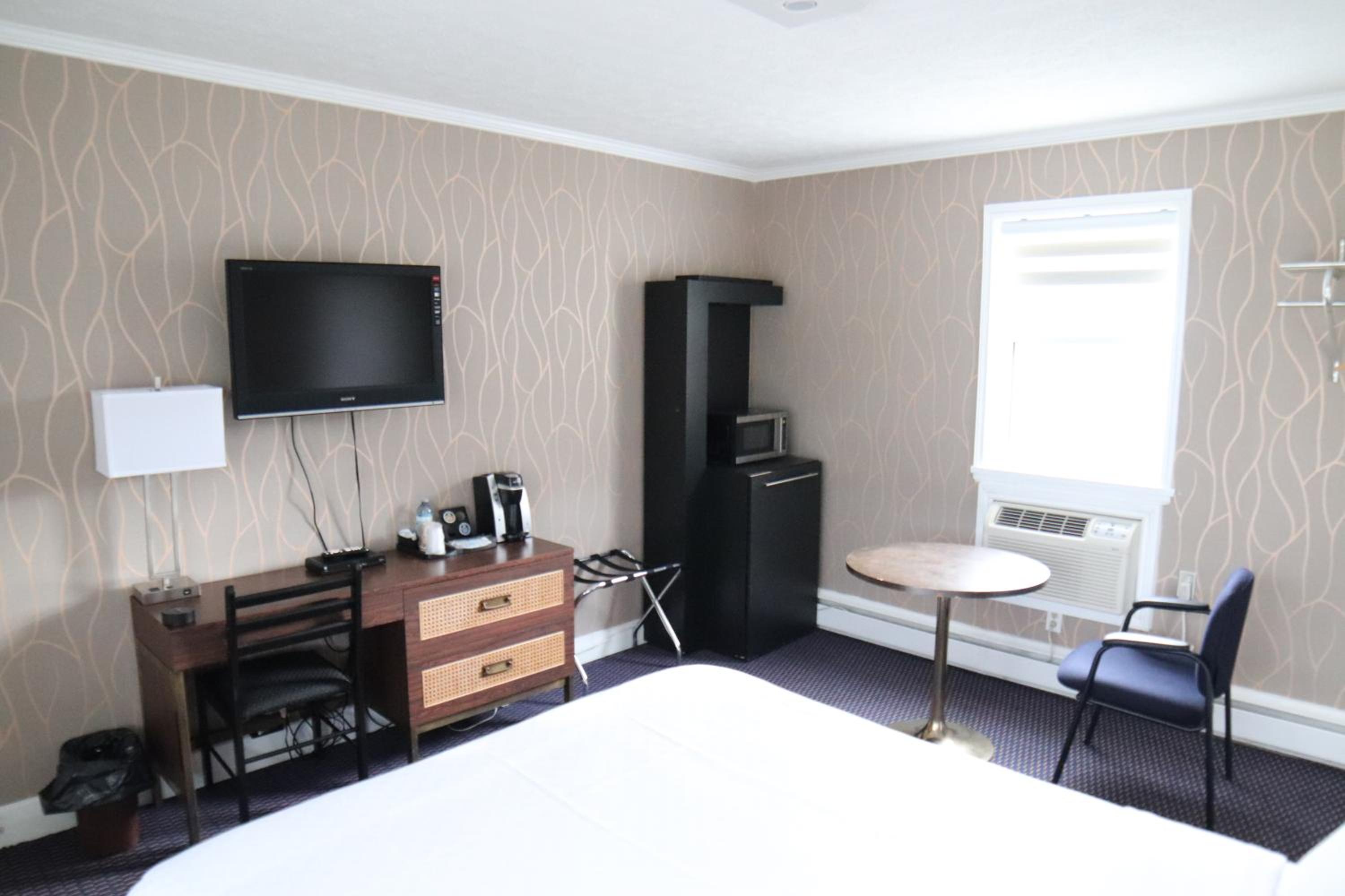 Walkerton Inn Motel