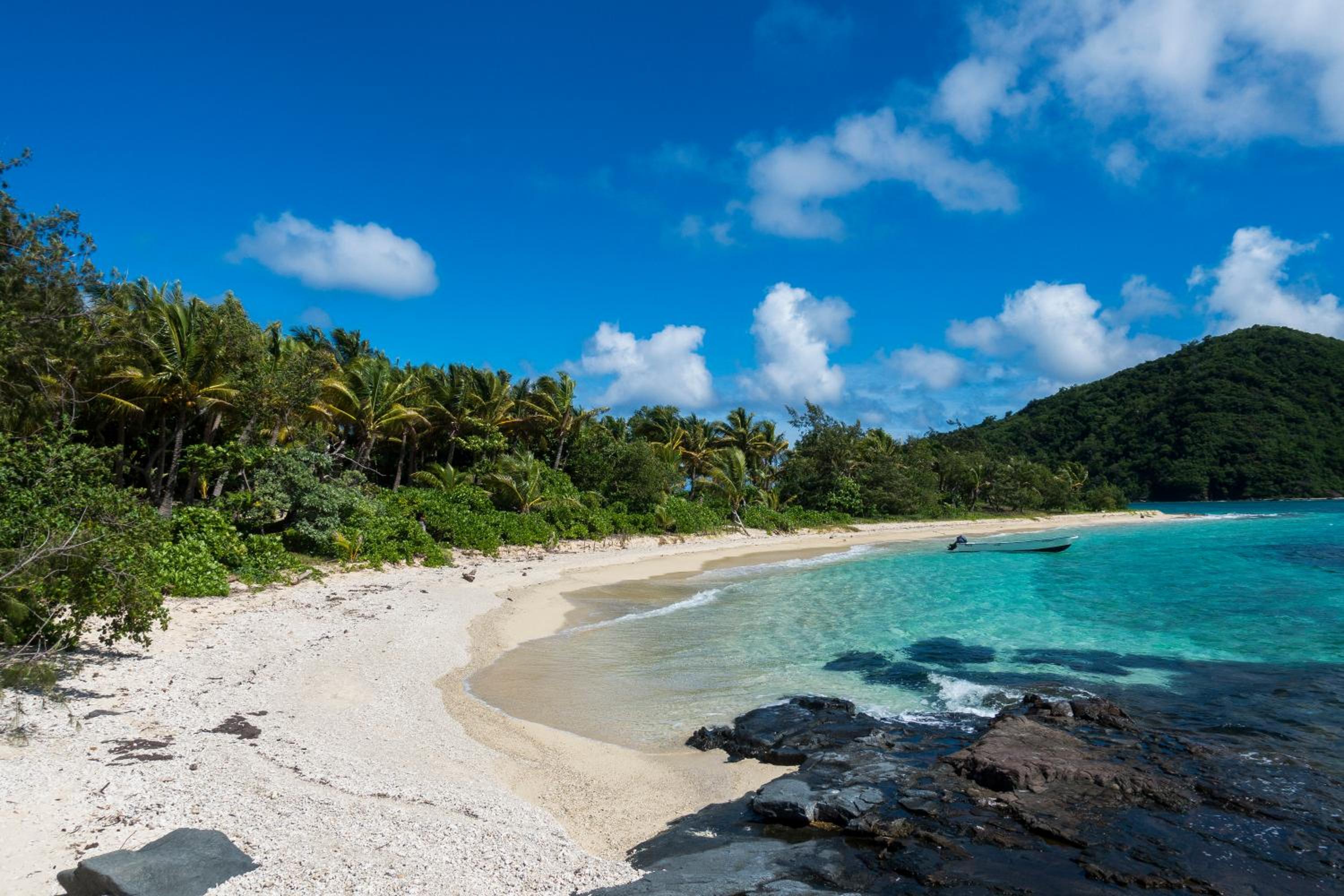Barefoot Manta Island Resort