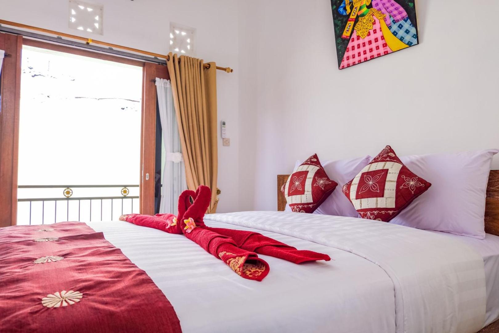 SR Caviar Guest House Canggu view 2