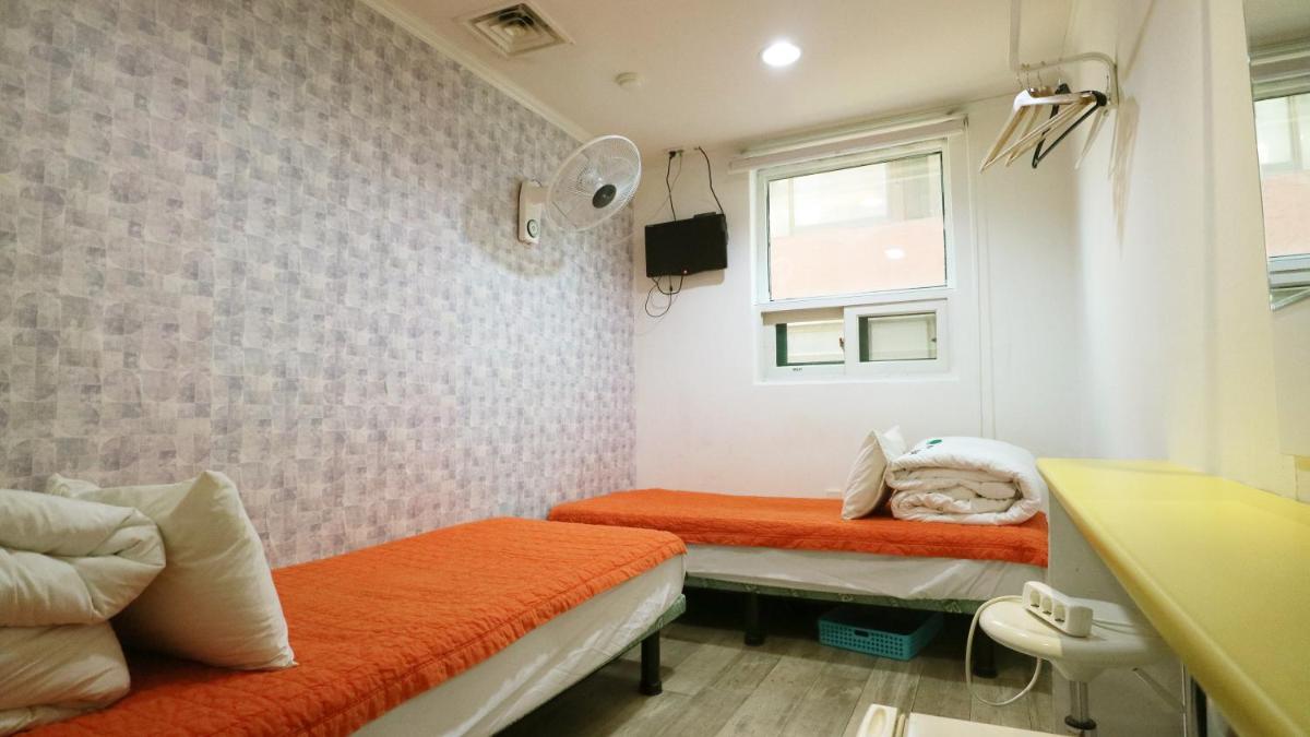 Hostel Korea - Original