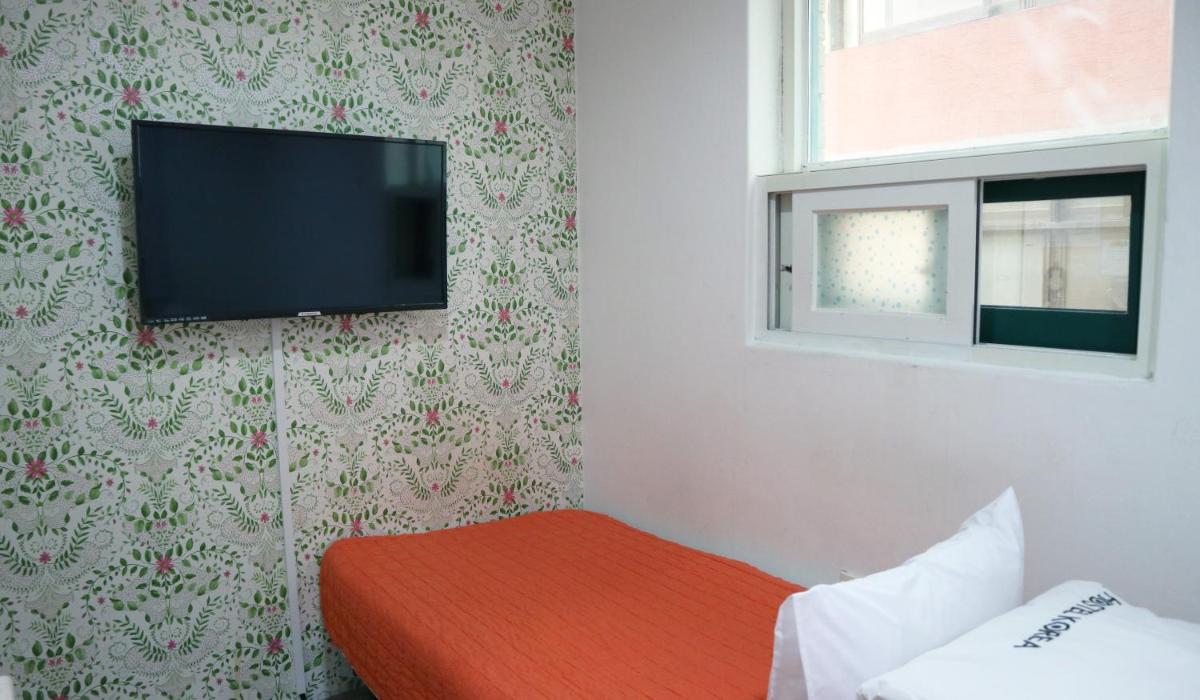 Hostel Korea - Original