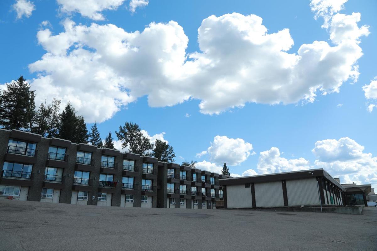 North Star Inn & Suites - Image 4