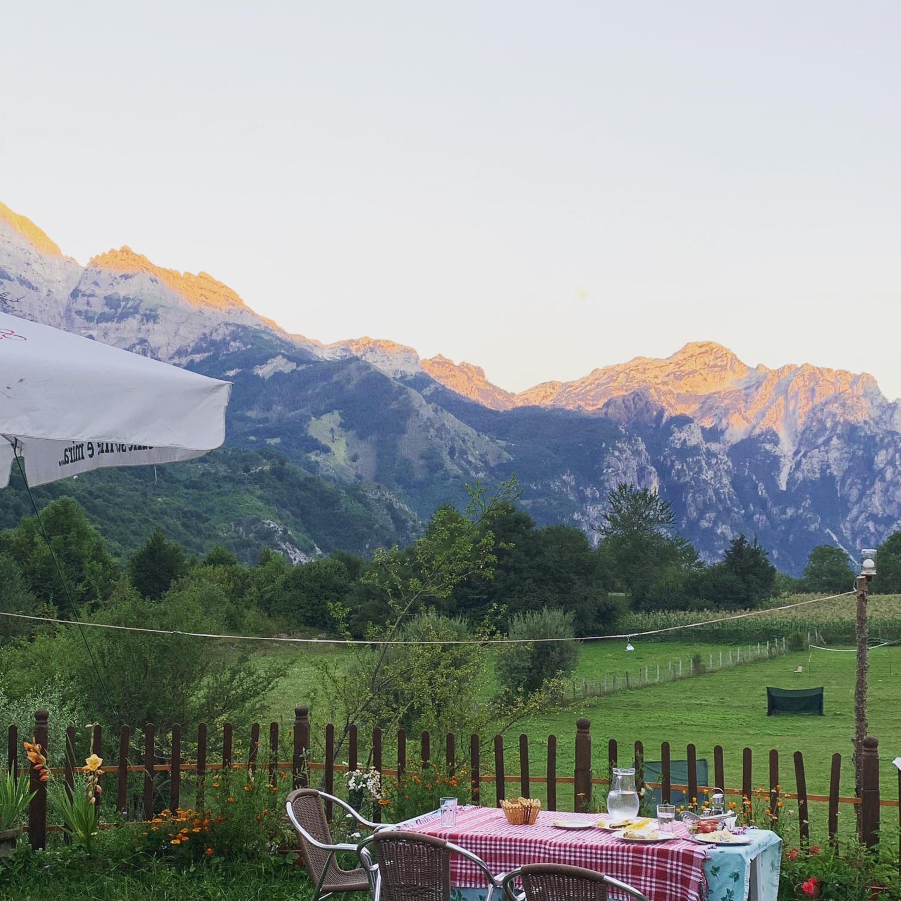 Molla Guest House