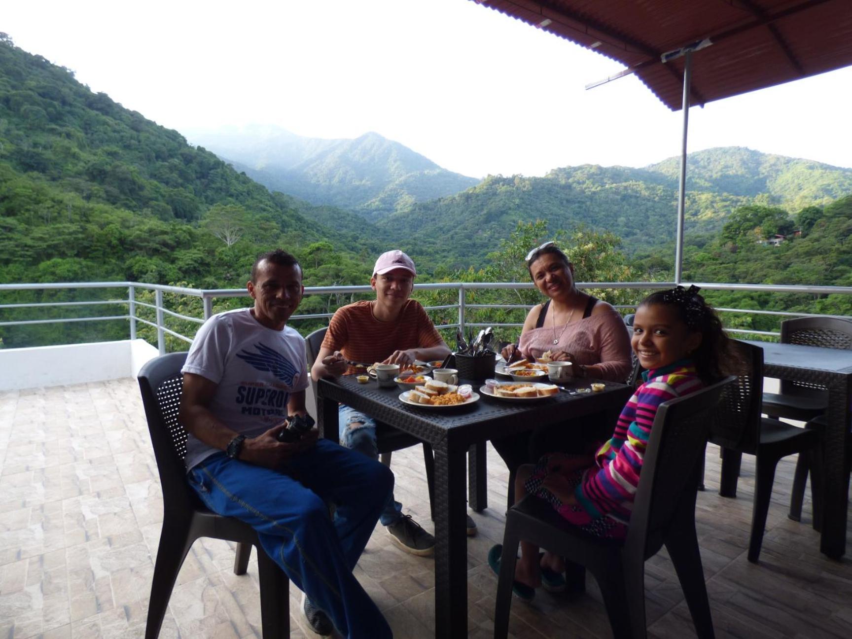 Hostal Alto de la Montaña