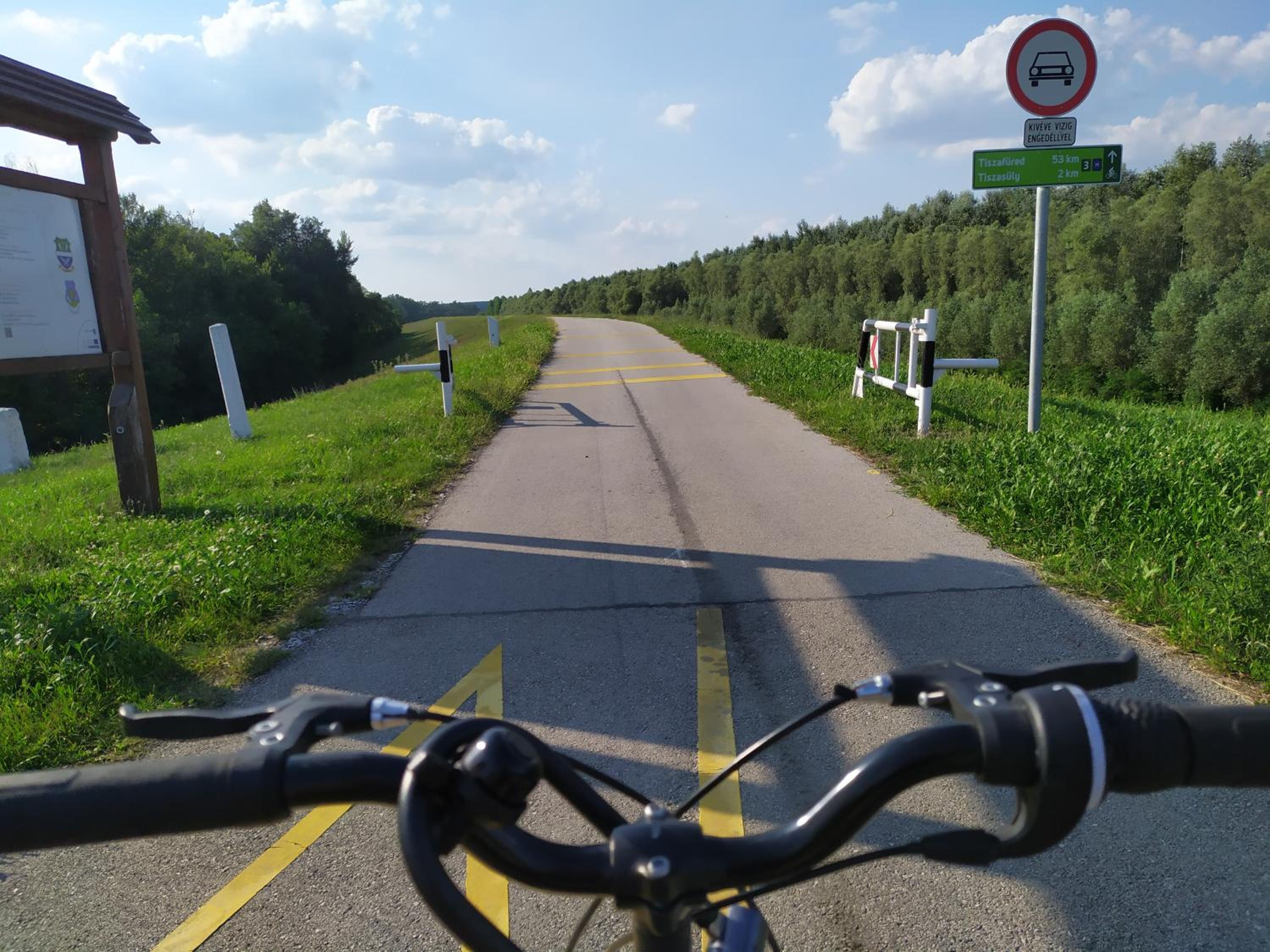 Faluház Tiszasüly