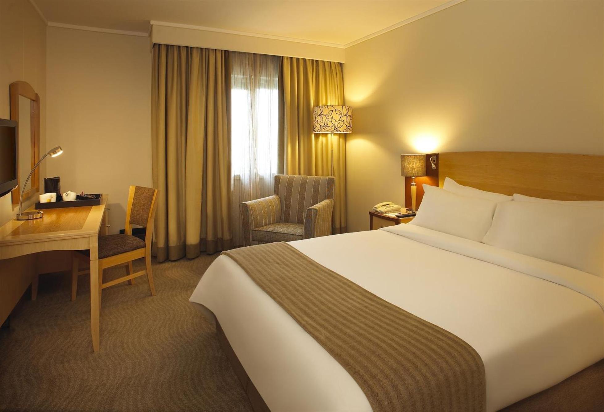 Johannesburg Vacations - Garden Court Eastgate - Property Image 7