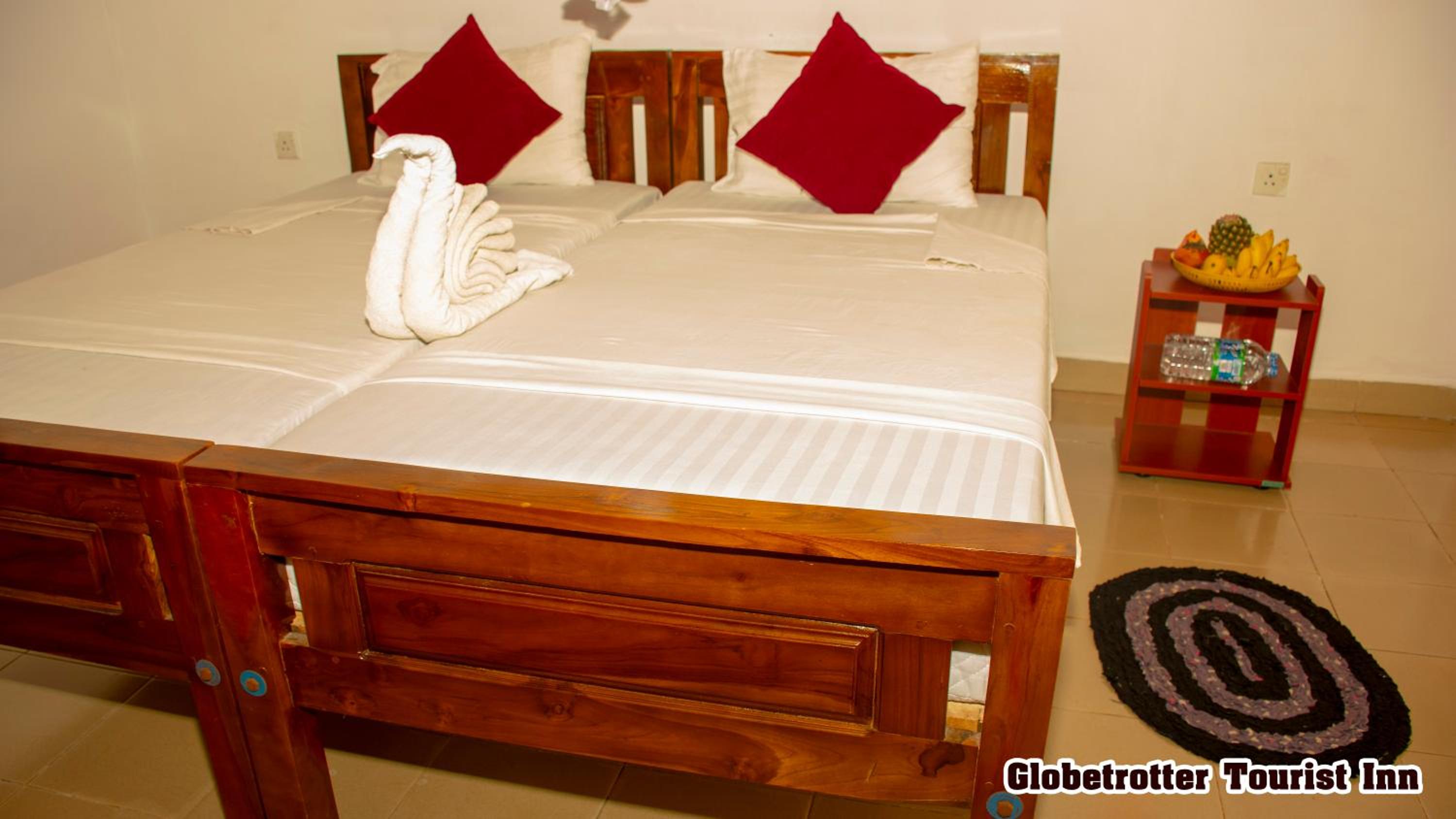 Globetrotter Tourist Inn view 5