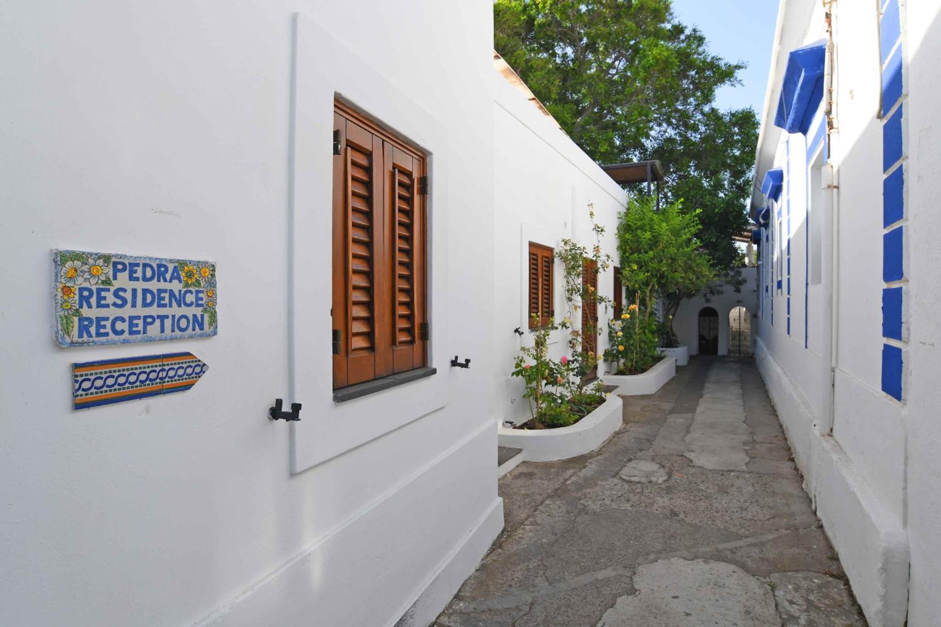 Pedra Residence photo 2