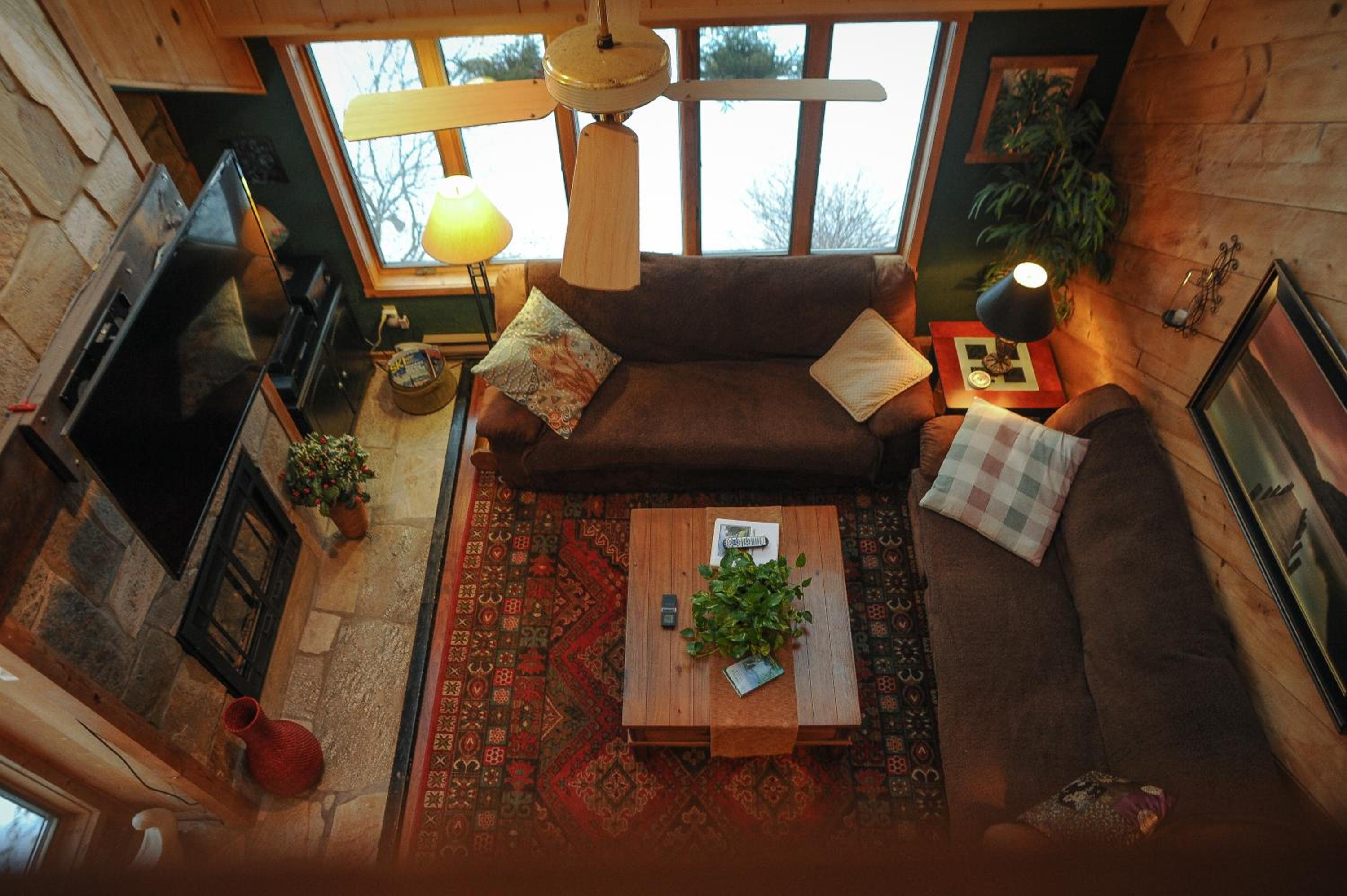 Photo 8