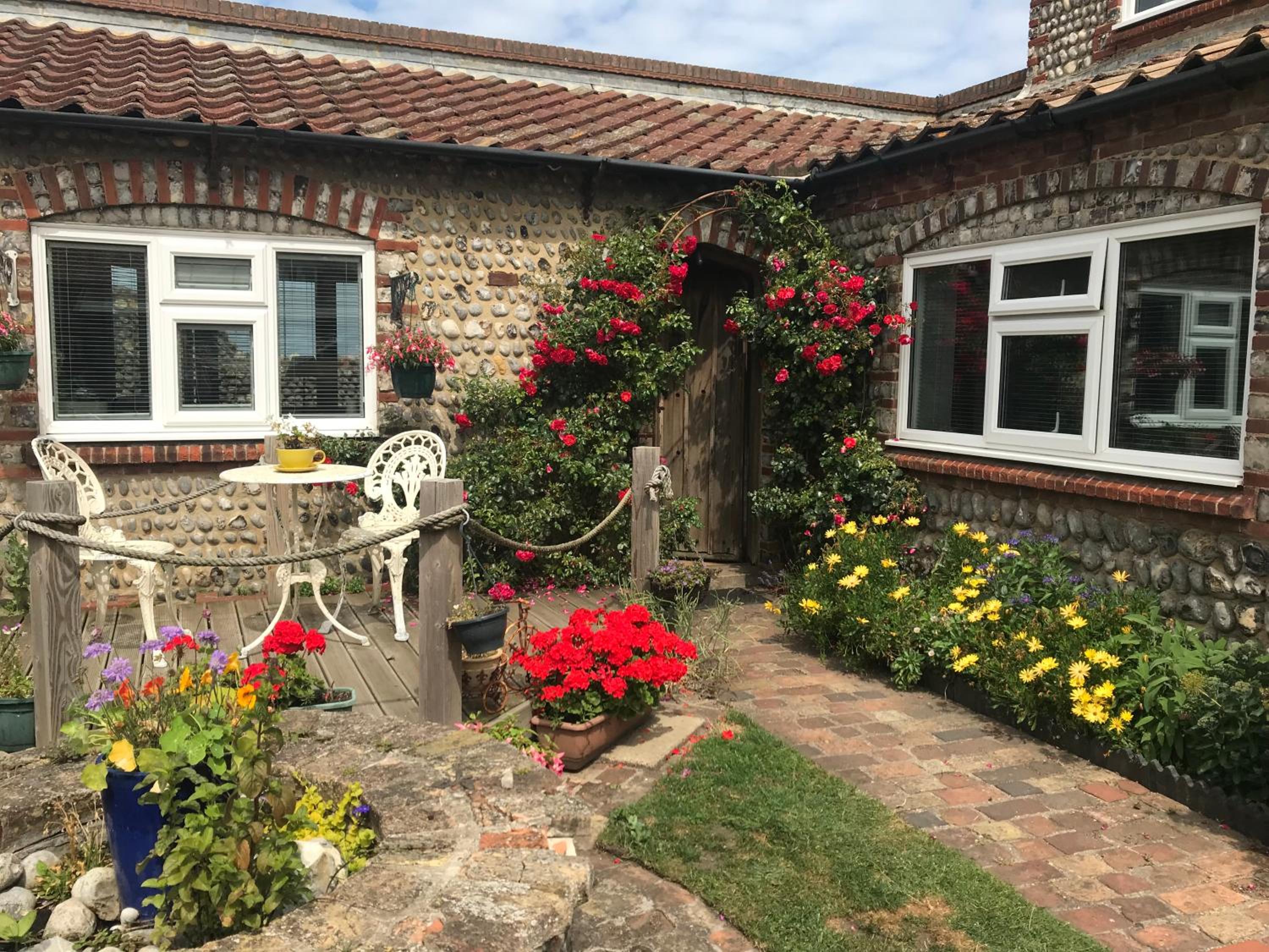 Copper's Cottage view 2