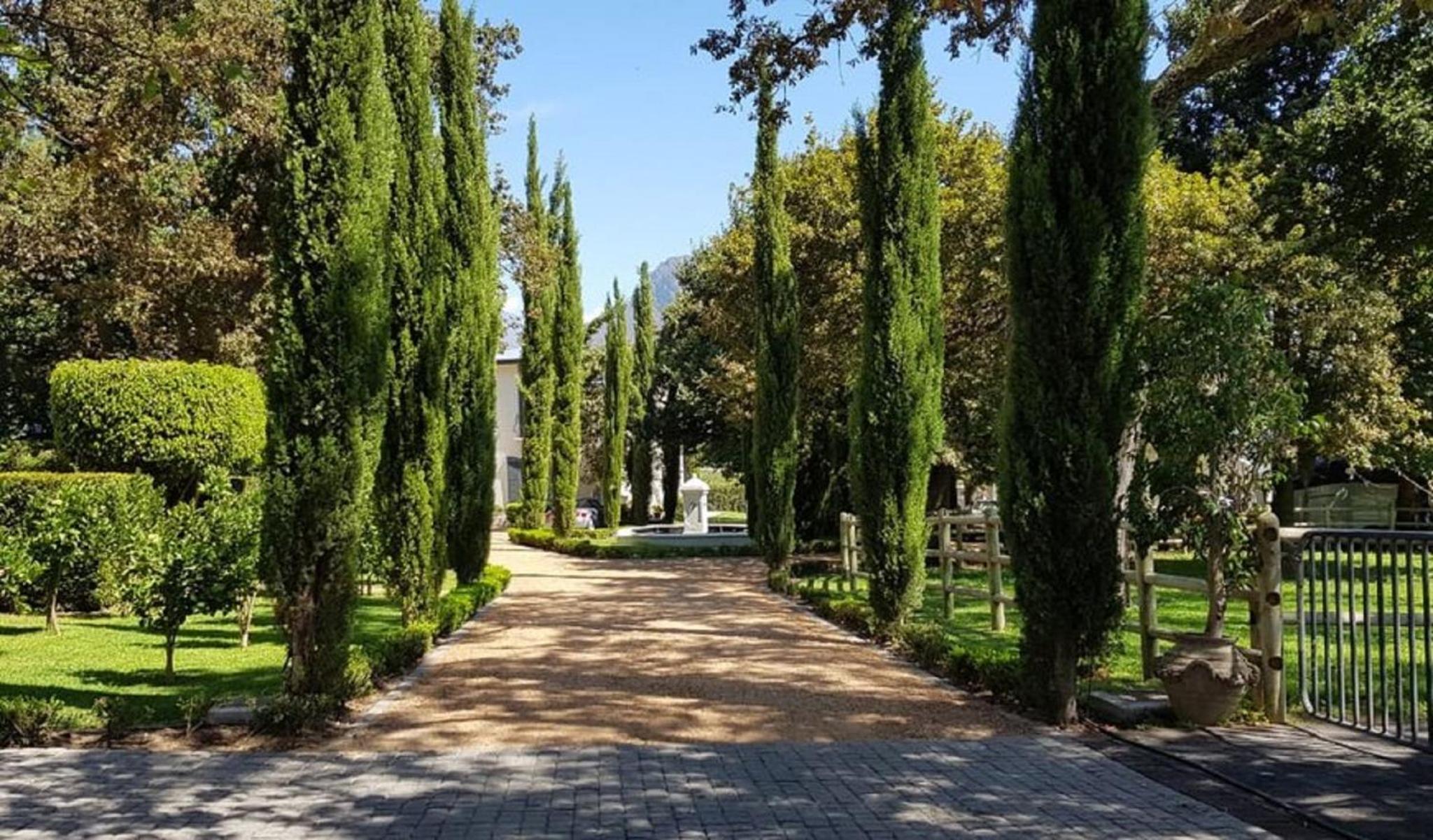 Verdun Country House view 3