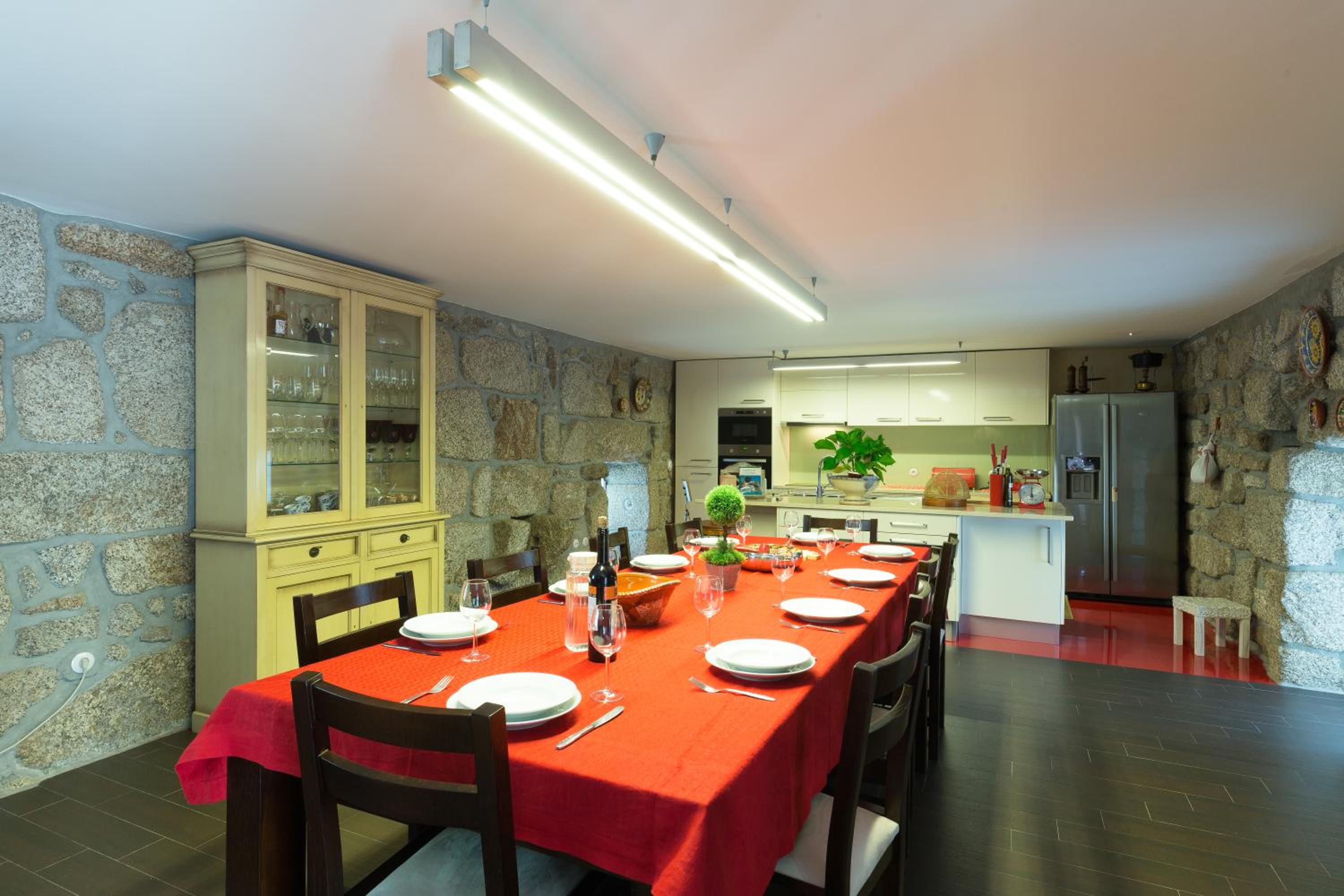 Host Wise - Boutique Country House w Pool view 3