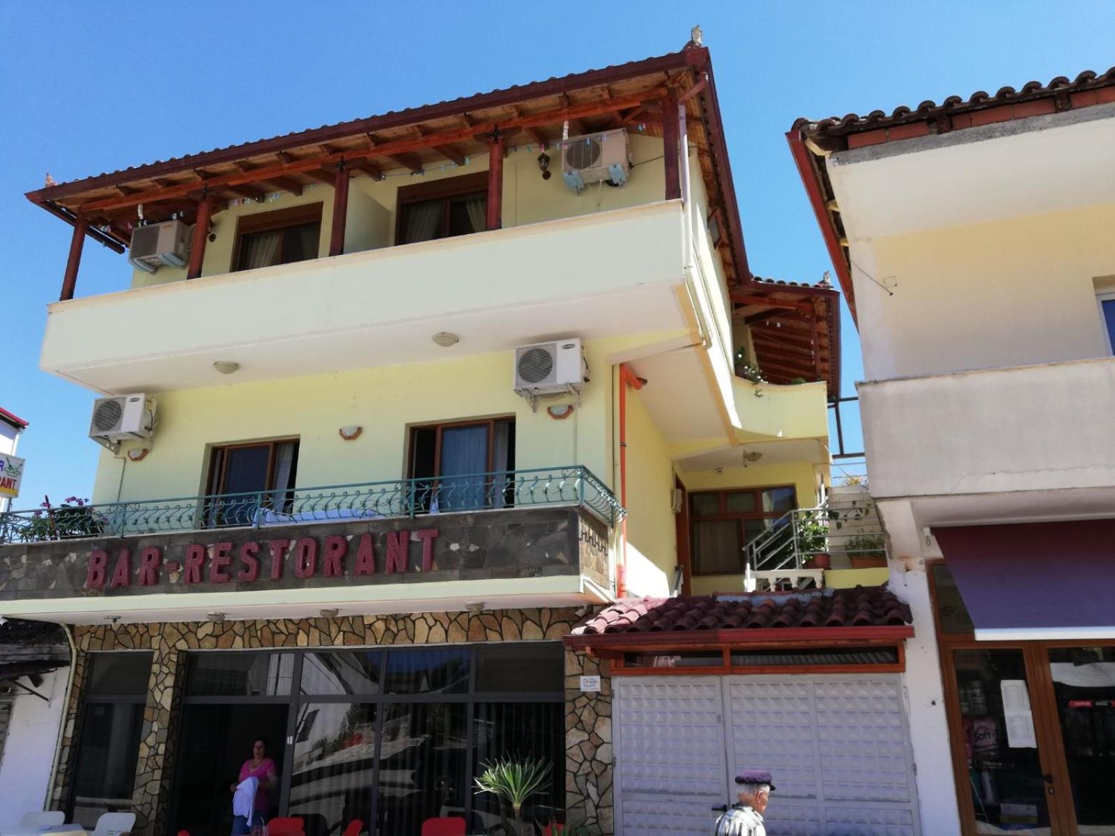 Nako Guest House bar&restaurants photo 2