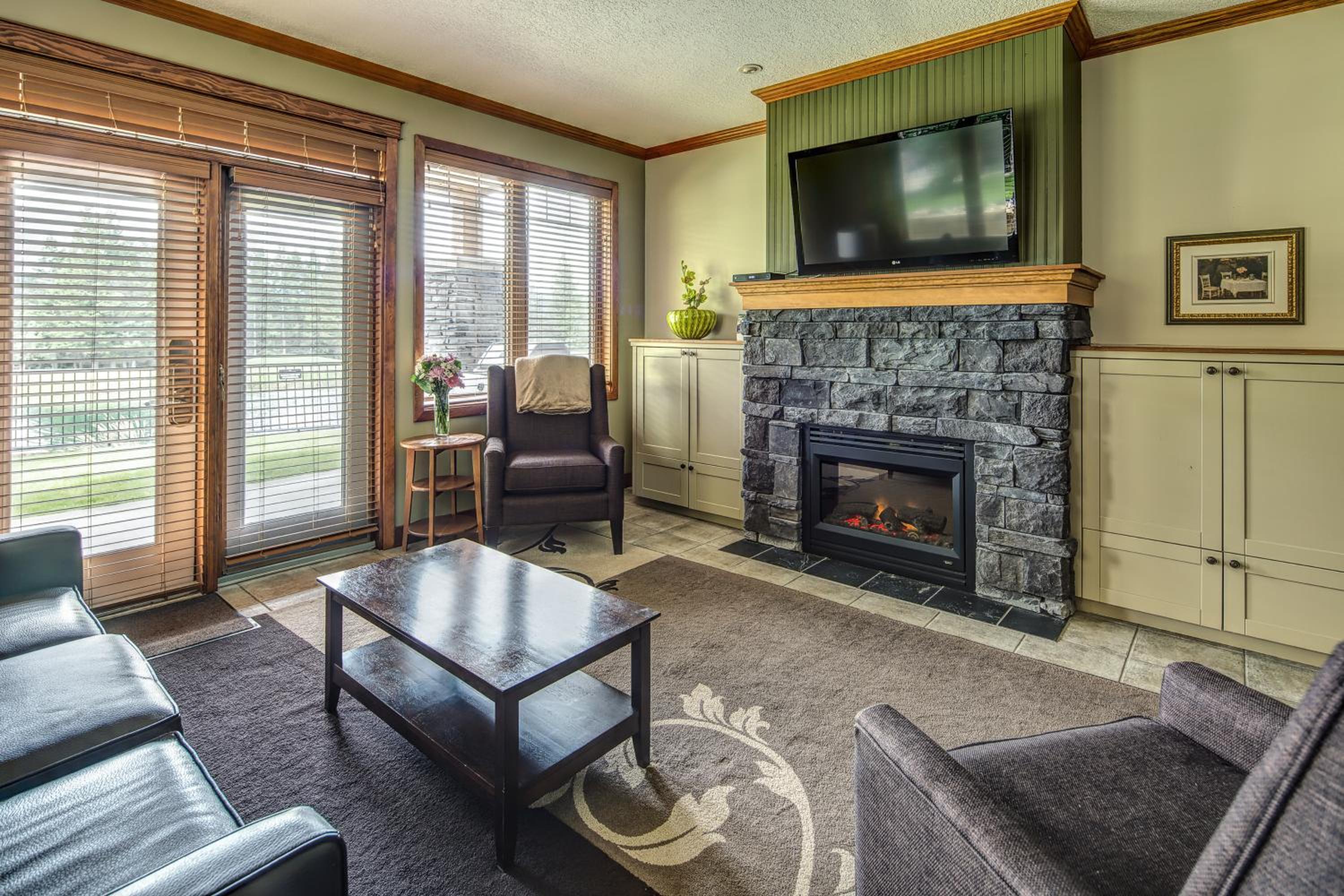 Bighorn Meadows Resort-4