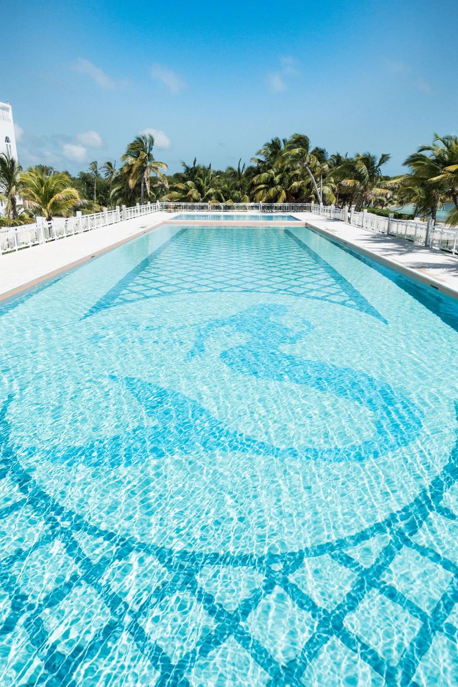 Belize Dive Haven Resort & Marina