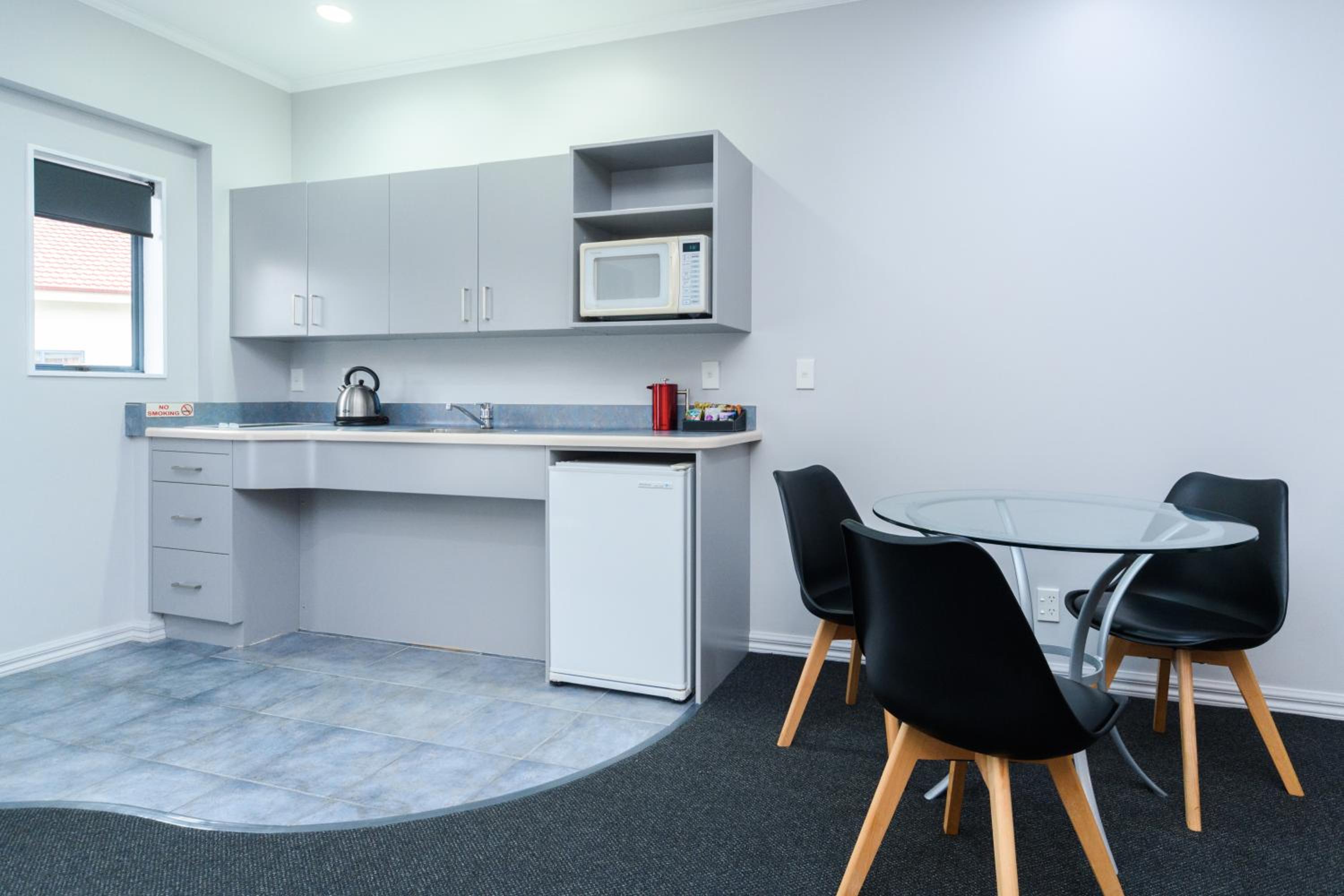 Aubyn Court Spa Motel
