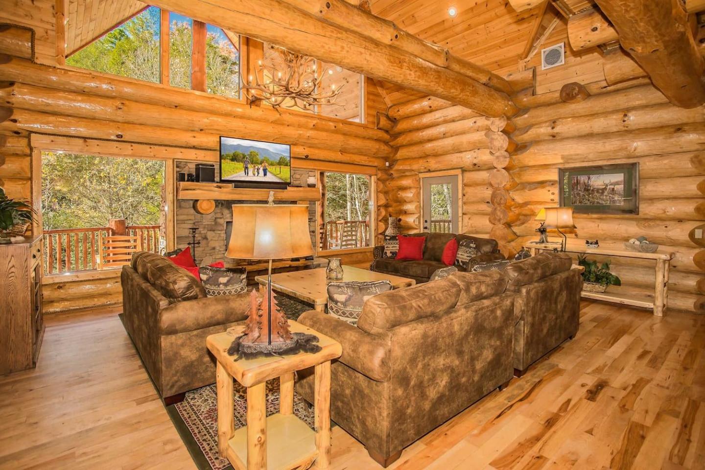 Laurel Creek Hideaway view 3